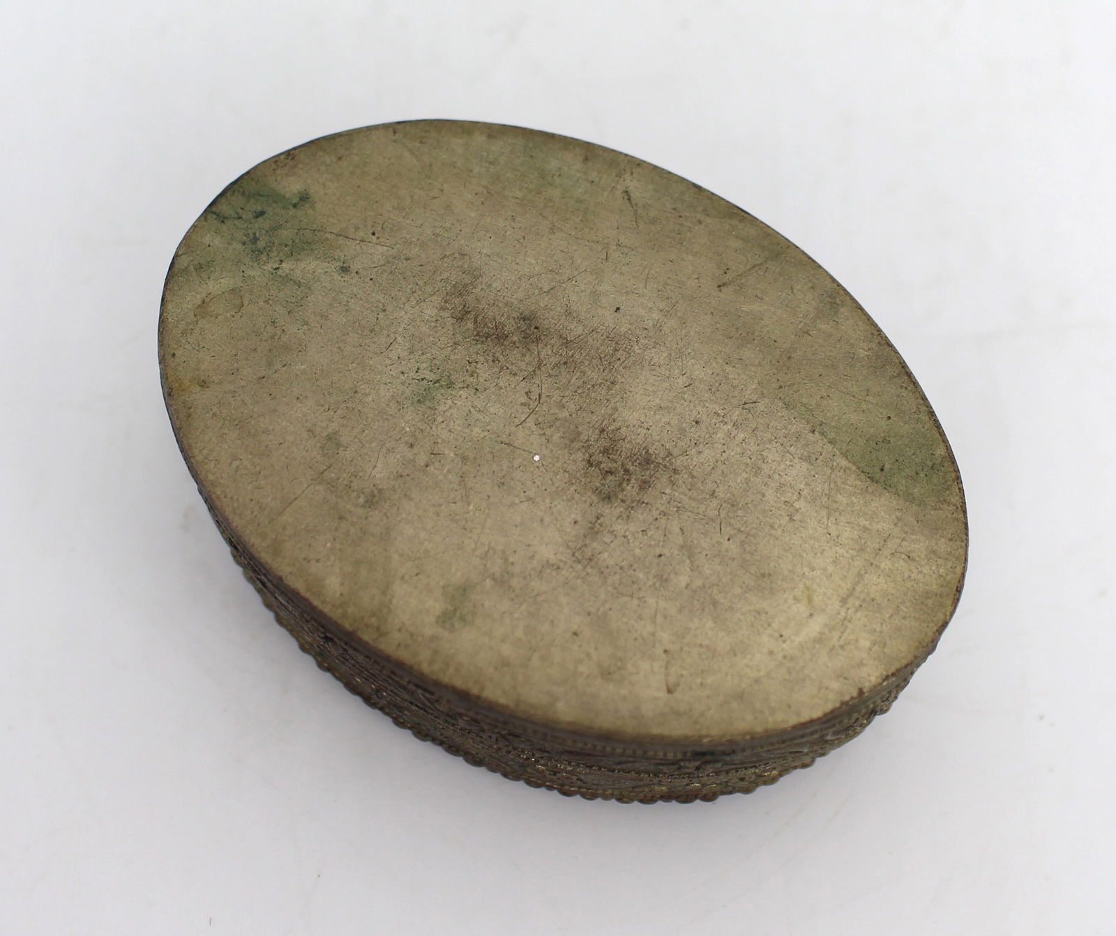 Antique 19th-Century Gilt Metal & Blue and White Porcelain Patch Box - 3