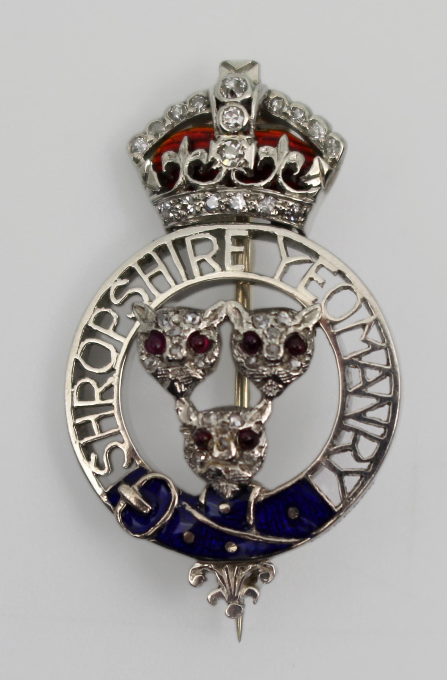 Fine Shropshire Yeomanry Sweetheart Brooch by Garrard – Gold, Enamel, Ruby Eyes - 2