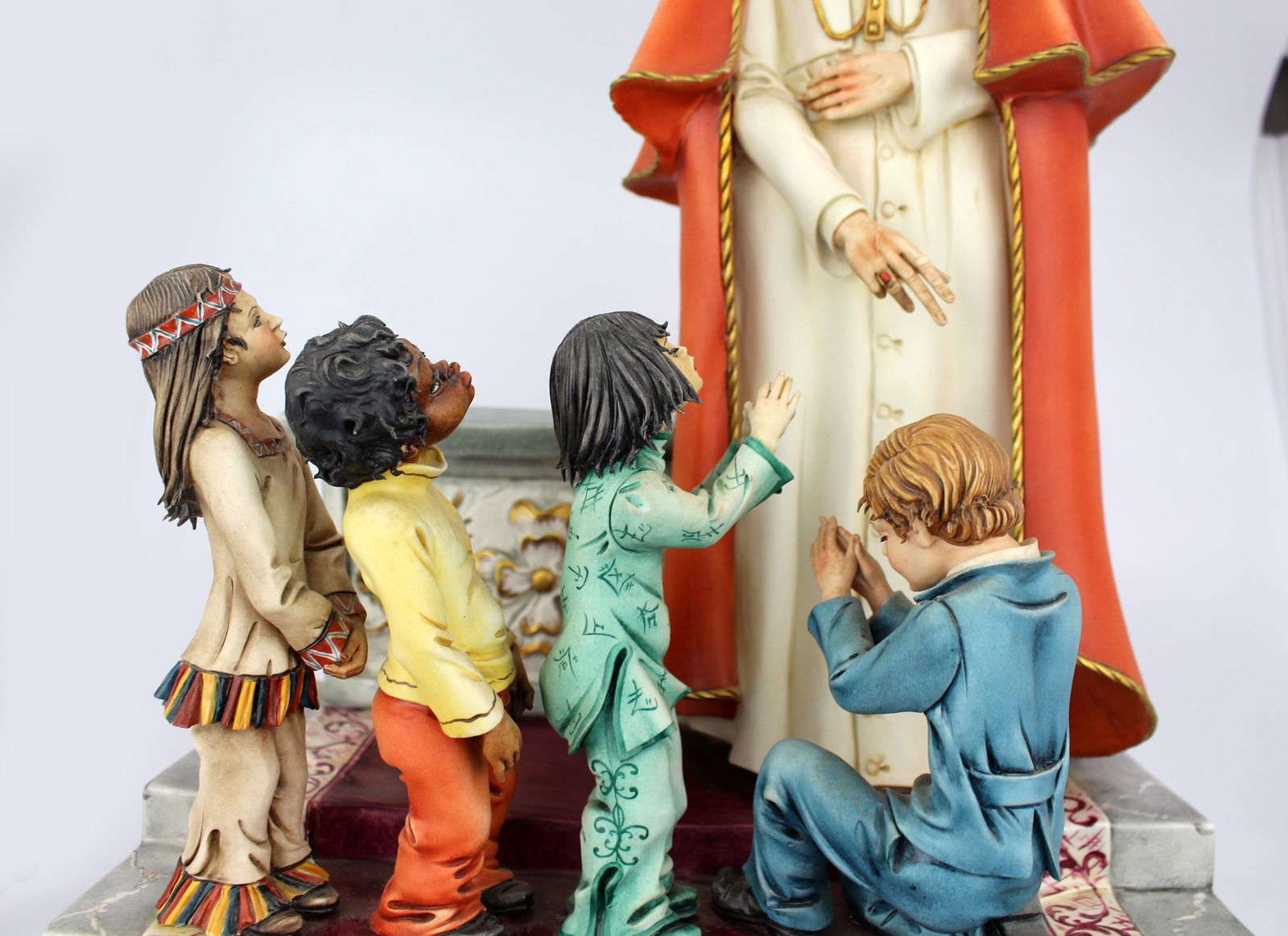 Large Capodimonte Porcelain Figurine – Pope Paul VI - 13