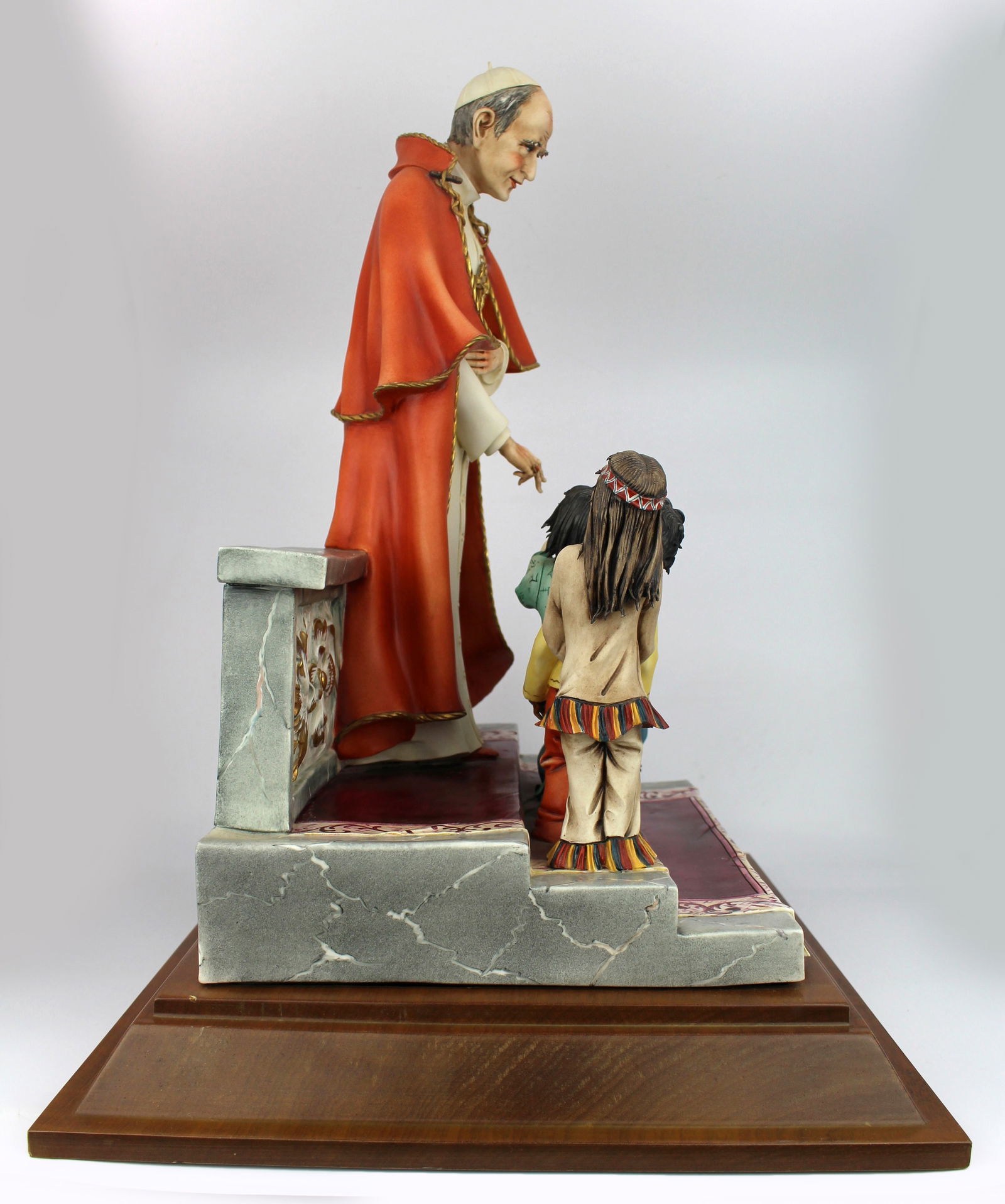 Large Capodimonte Porcelain Figurine – Pope Paul VI - 17