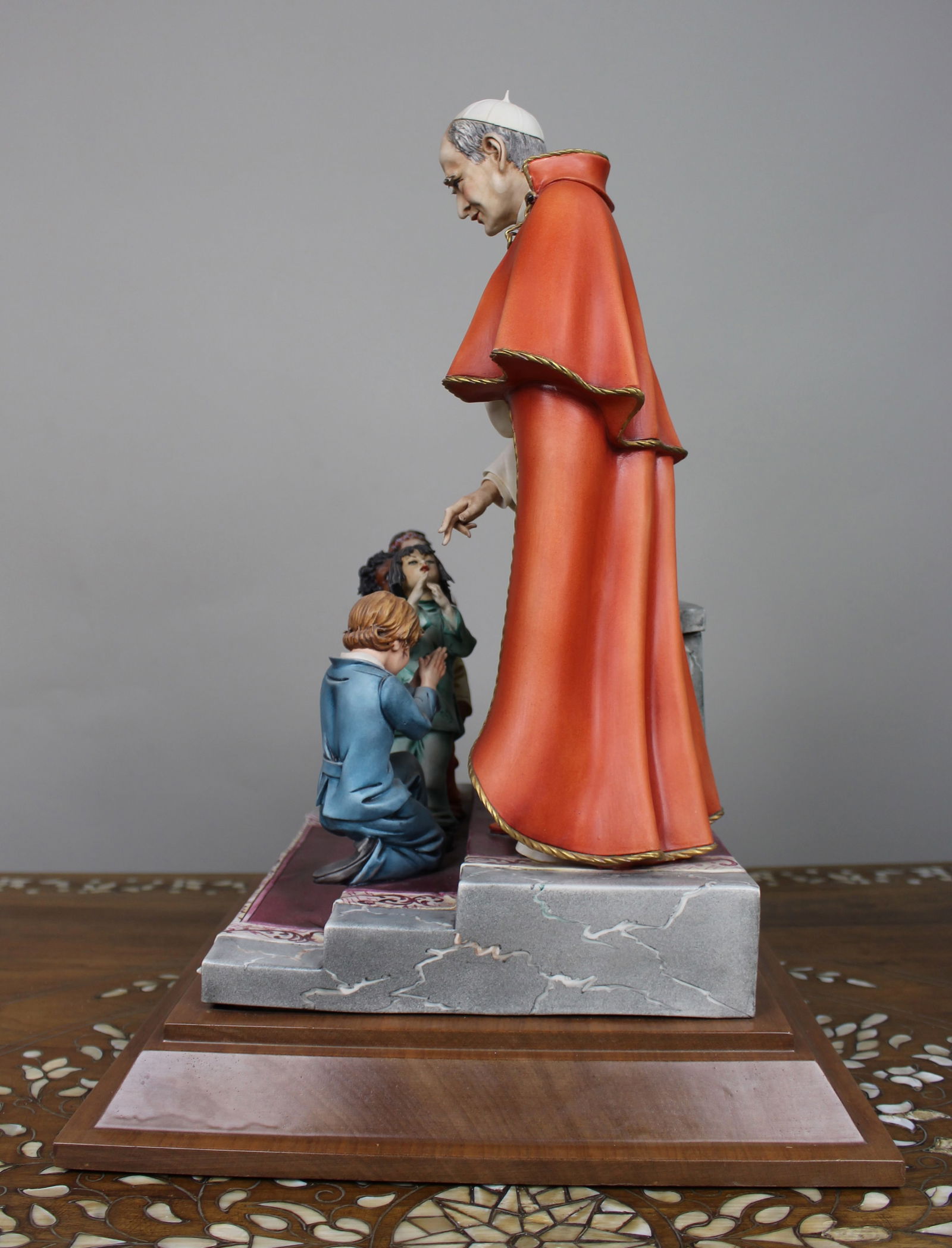 Large Capodimonte Porcelain Figurine – Pope Paul VI - 6