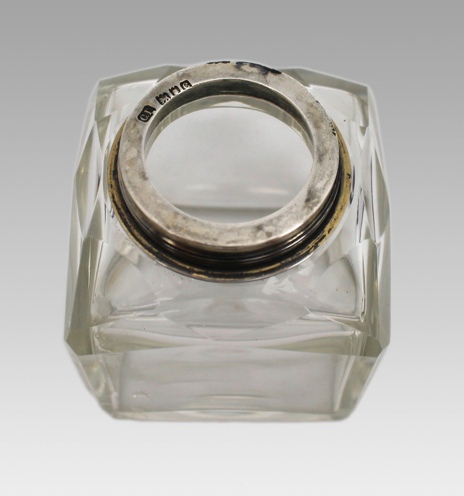 Silver Topped Crystal Bottle London 1898 - 5