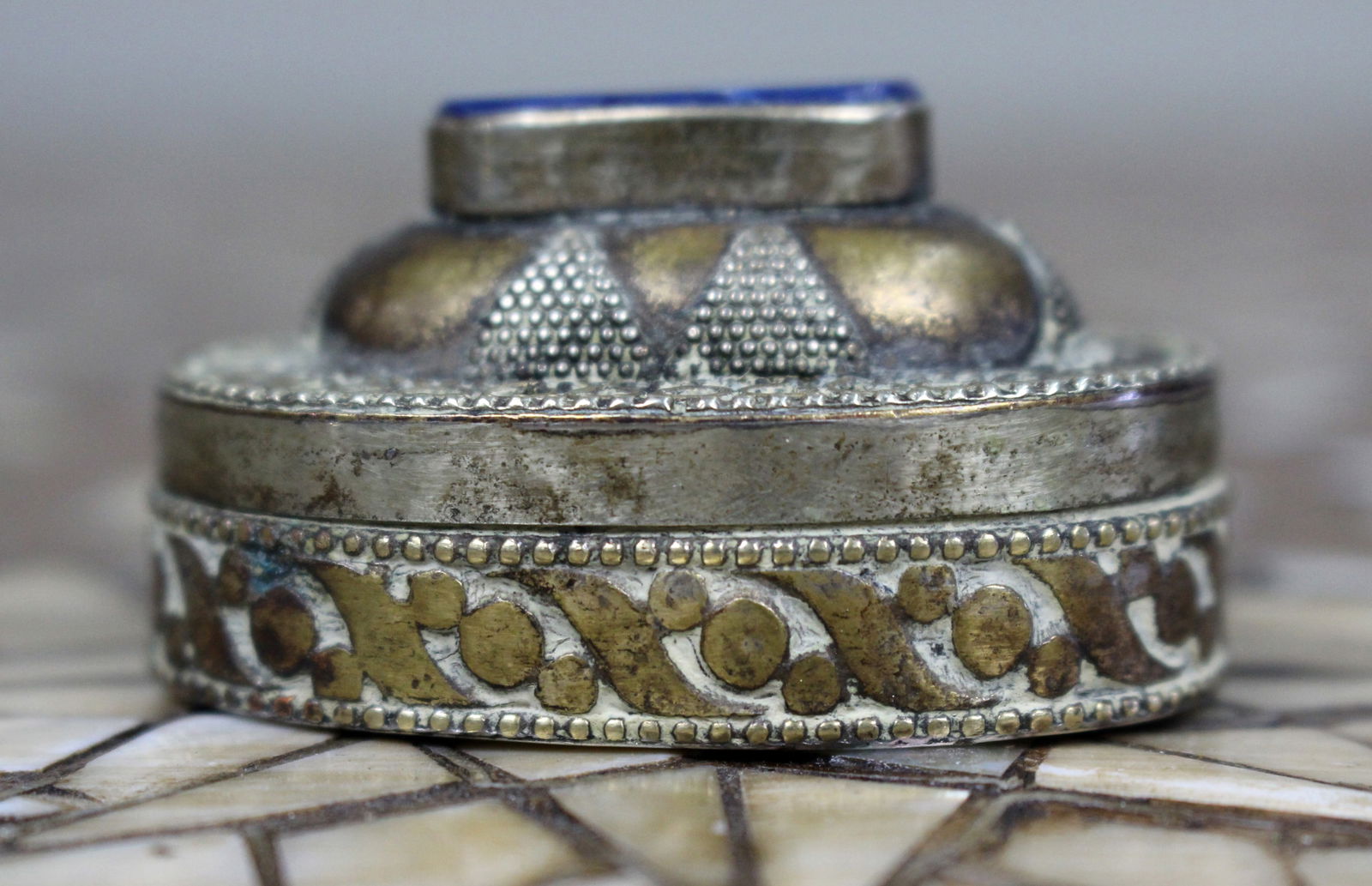 Antique Lapis Islamic Metal Kohl Snuff Box - 4