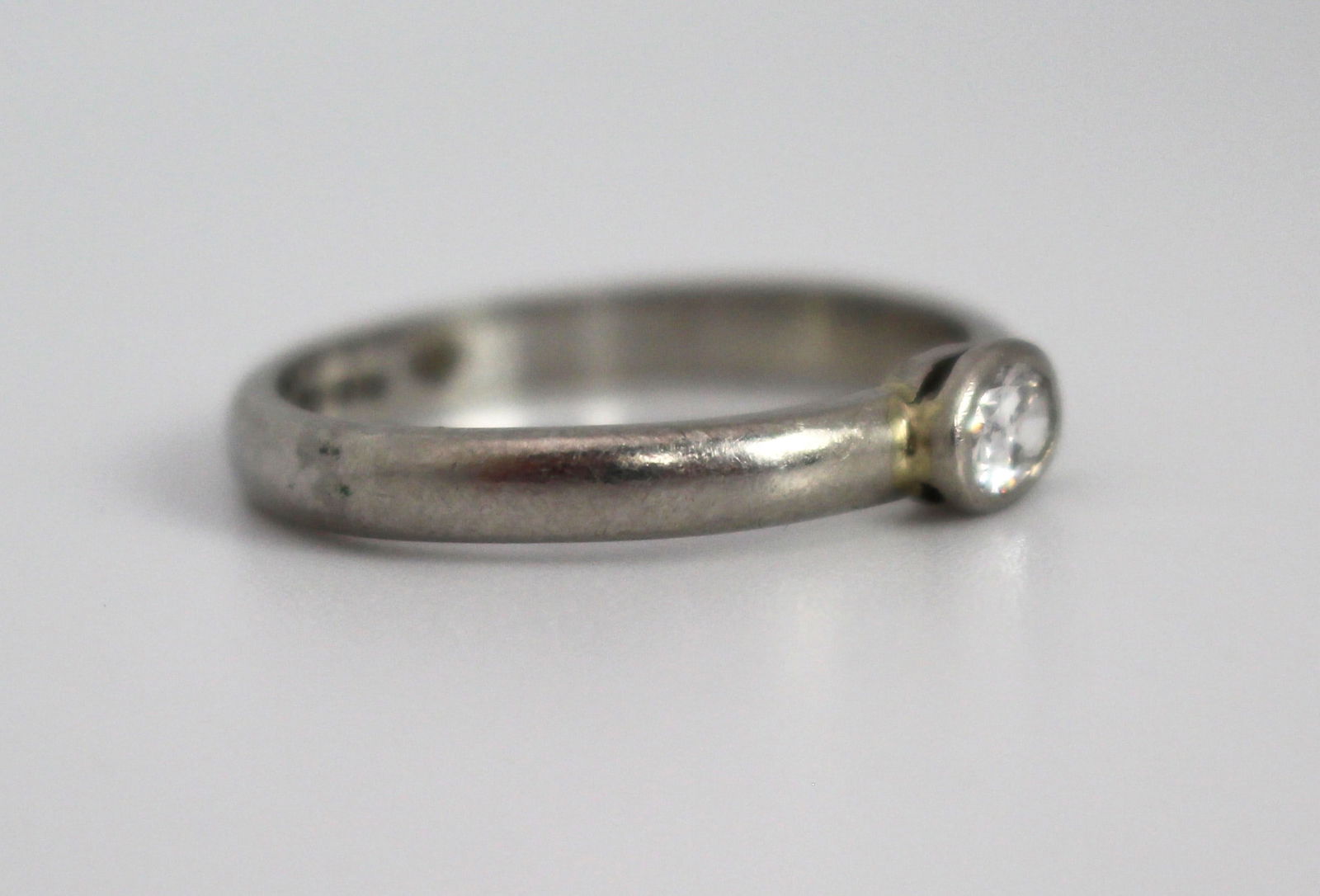 Vintage Oval Diamond Platinum Ring - 2