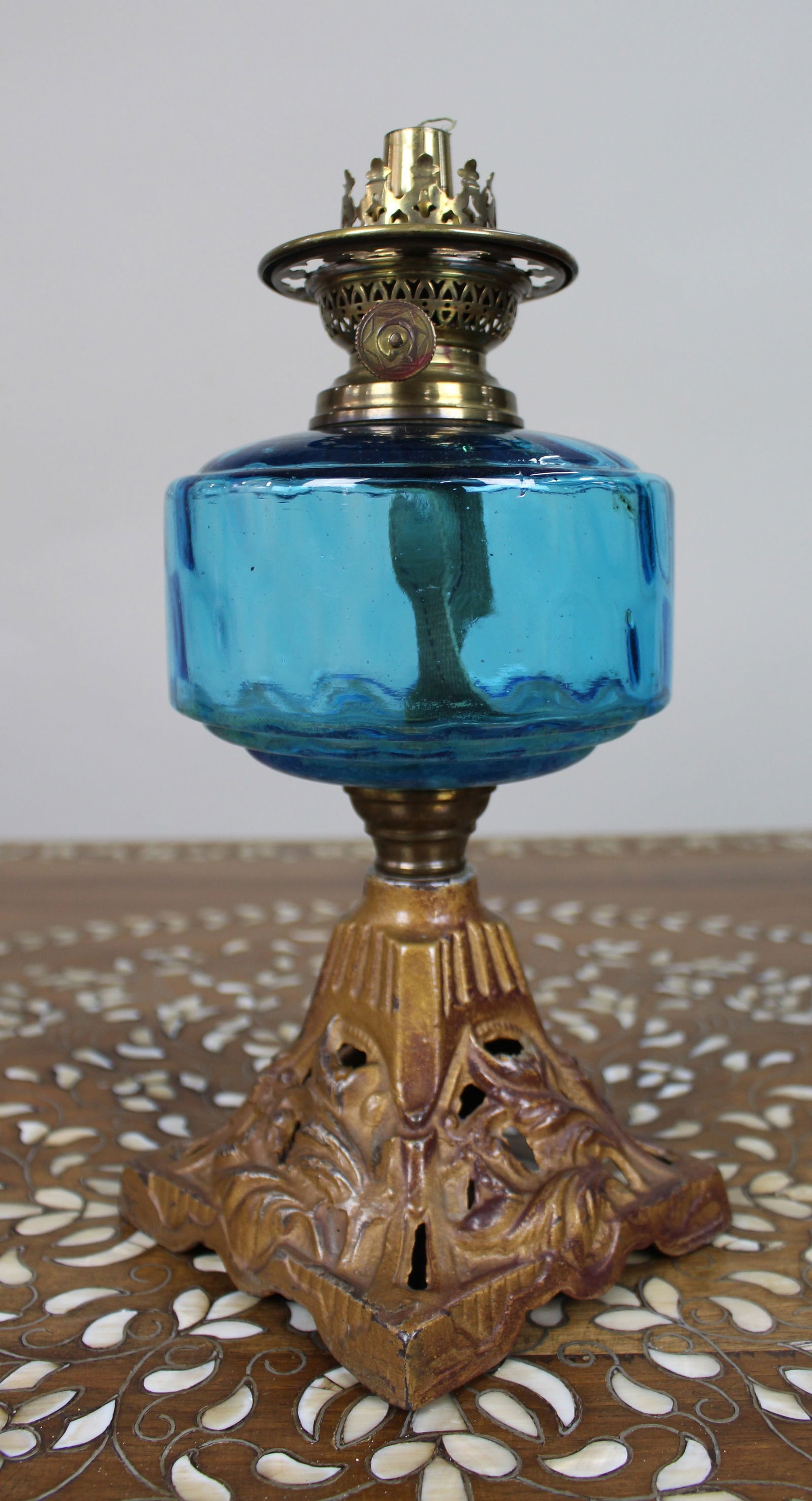 Antique Victorian Oil Lamp with Blue Glass Font - 6