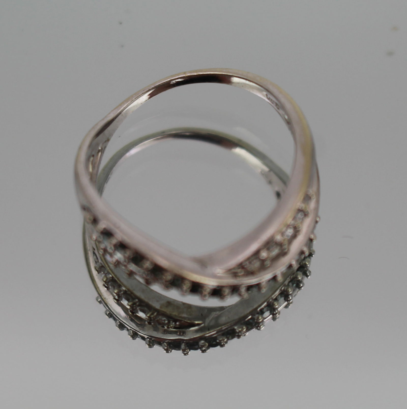 Vintage 9ct Diamond and Demantoid Ring - 5