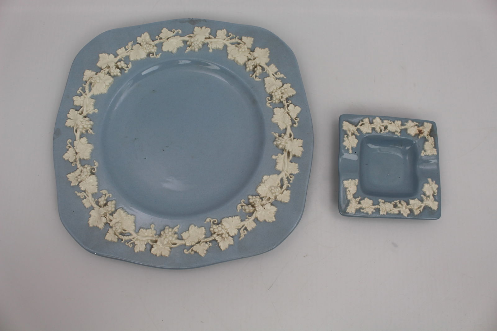 Collection of 11 Pieces of Wedgwood Jasperware - 12