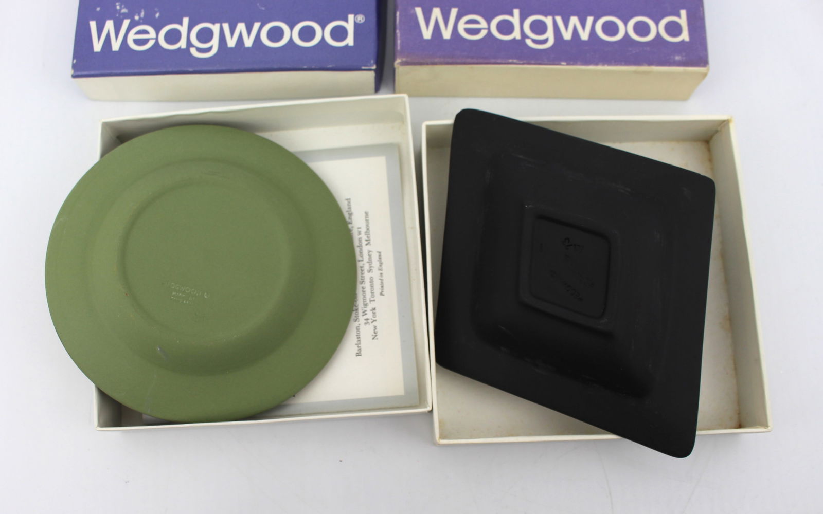 Collection of 11 Pieces of Wedgwood Jasperware - 15