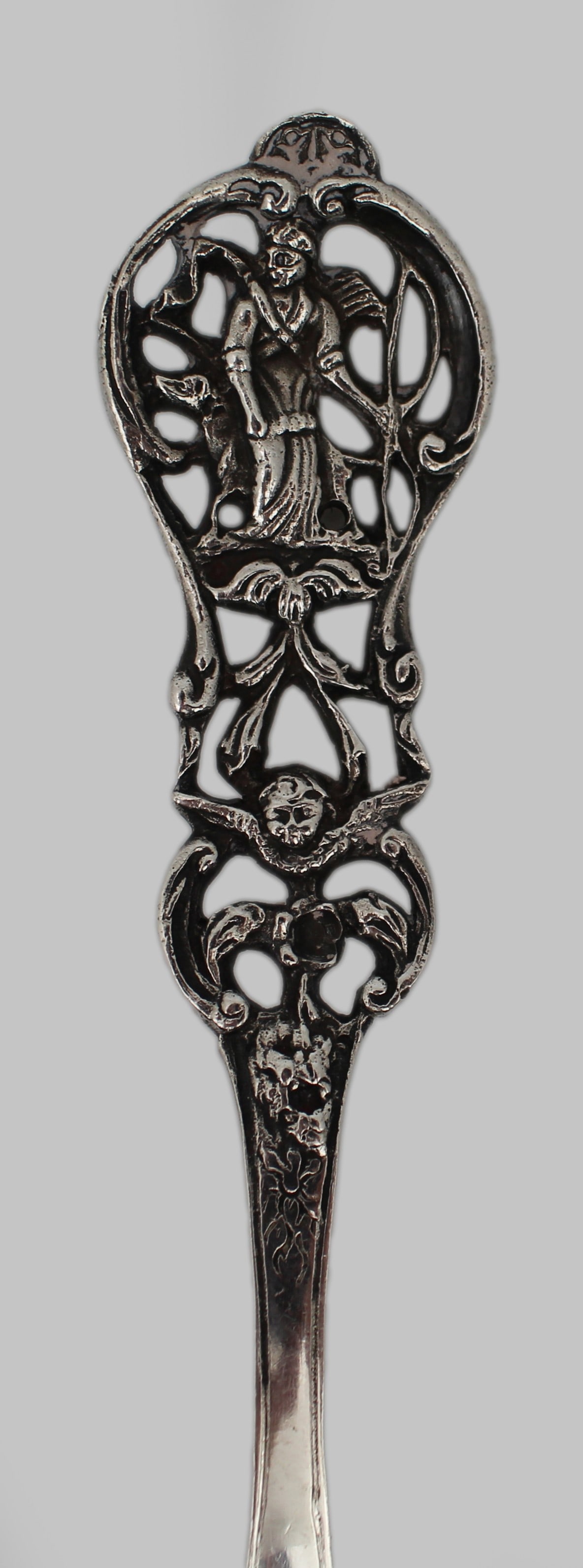 Fine Continental Silver Pierced Fruit Spoon – Harvest Scene, Likely Flemish or Dutch, c.1780&# - 6