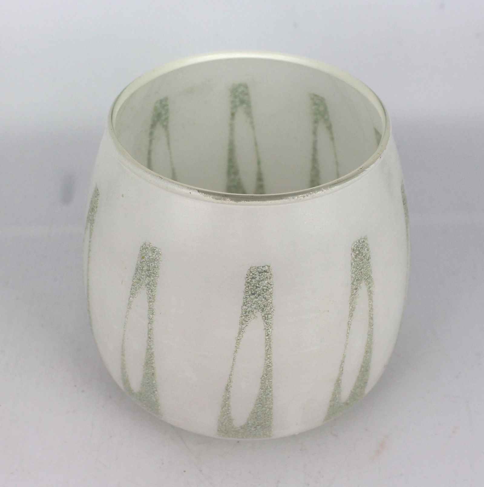 2 x White contemporary Glass Lampshades - 3