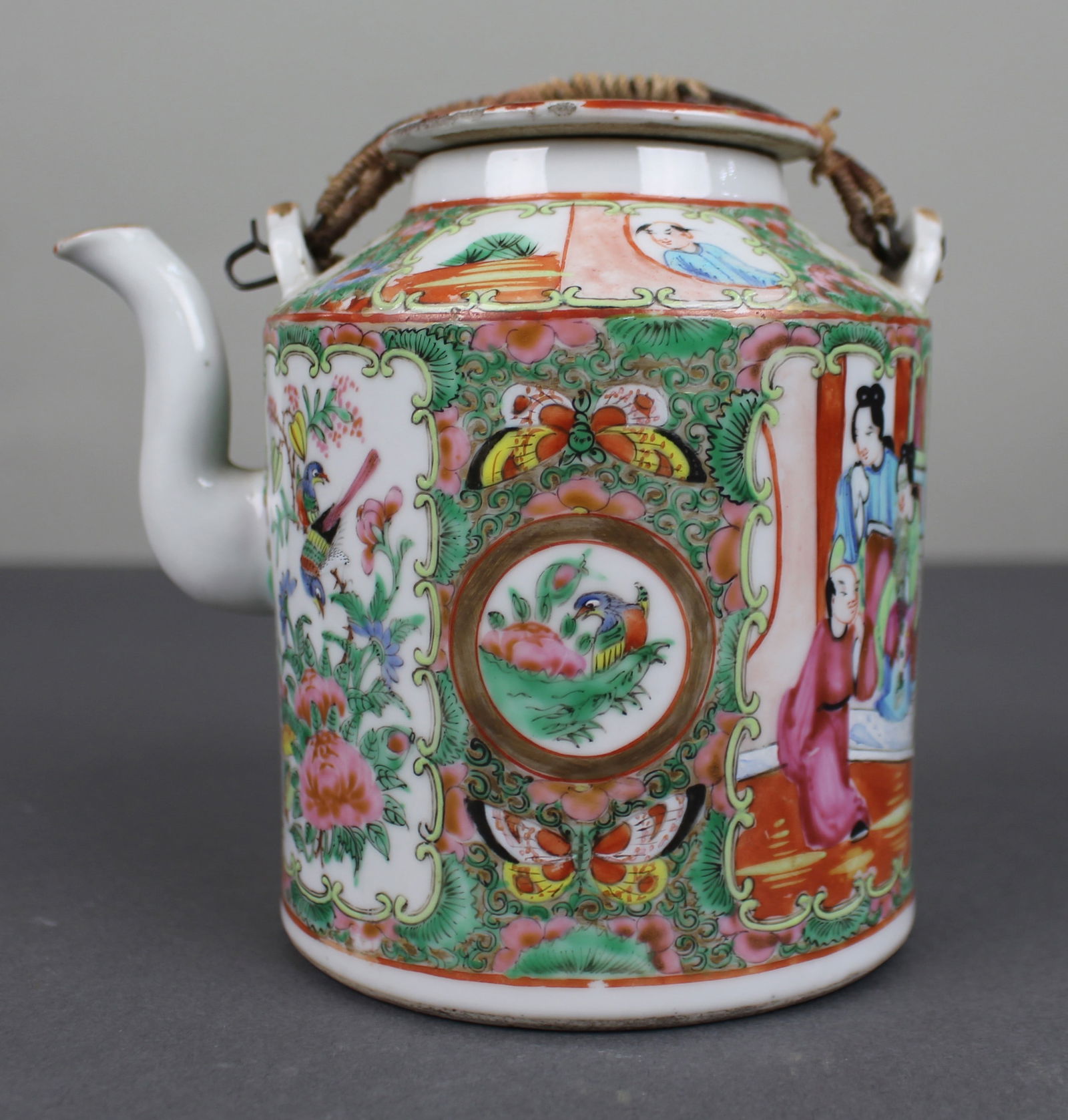 Antique Chinese Canton Famille Rose Teapot c.1880 (1 of 20)