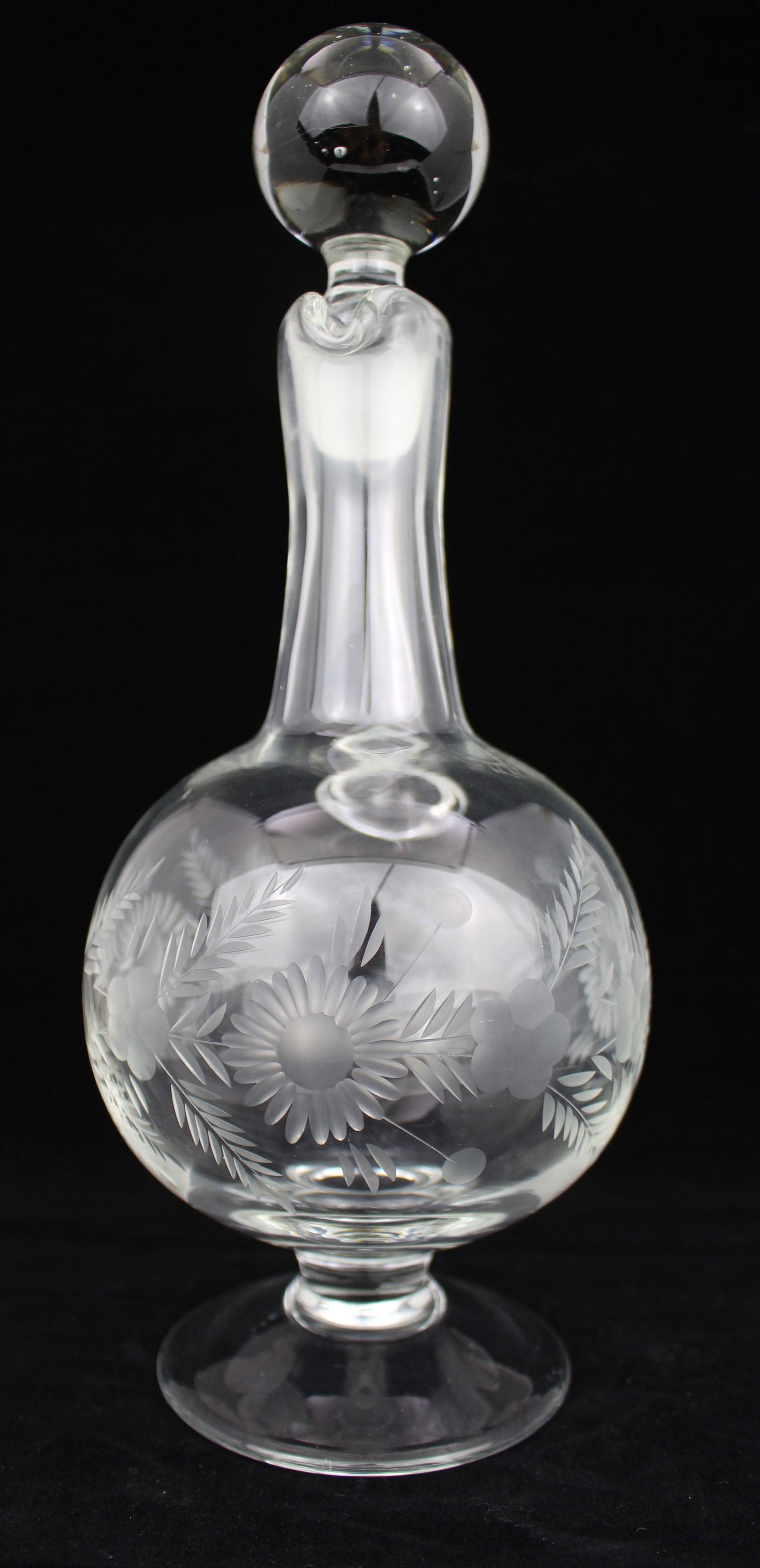 Fine Etched Crystal Claret Jug Decanter - 2