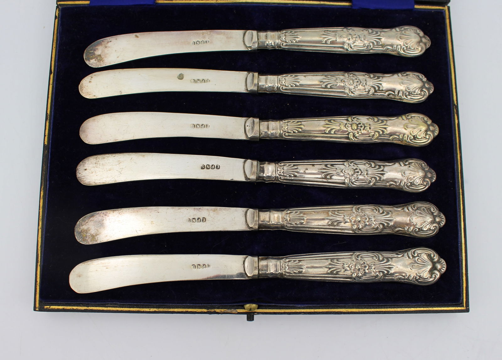 Antique Cased Set of 6 Silver Plated Tea Knives - 2