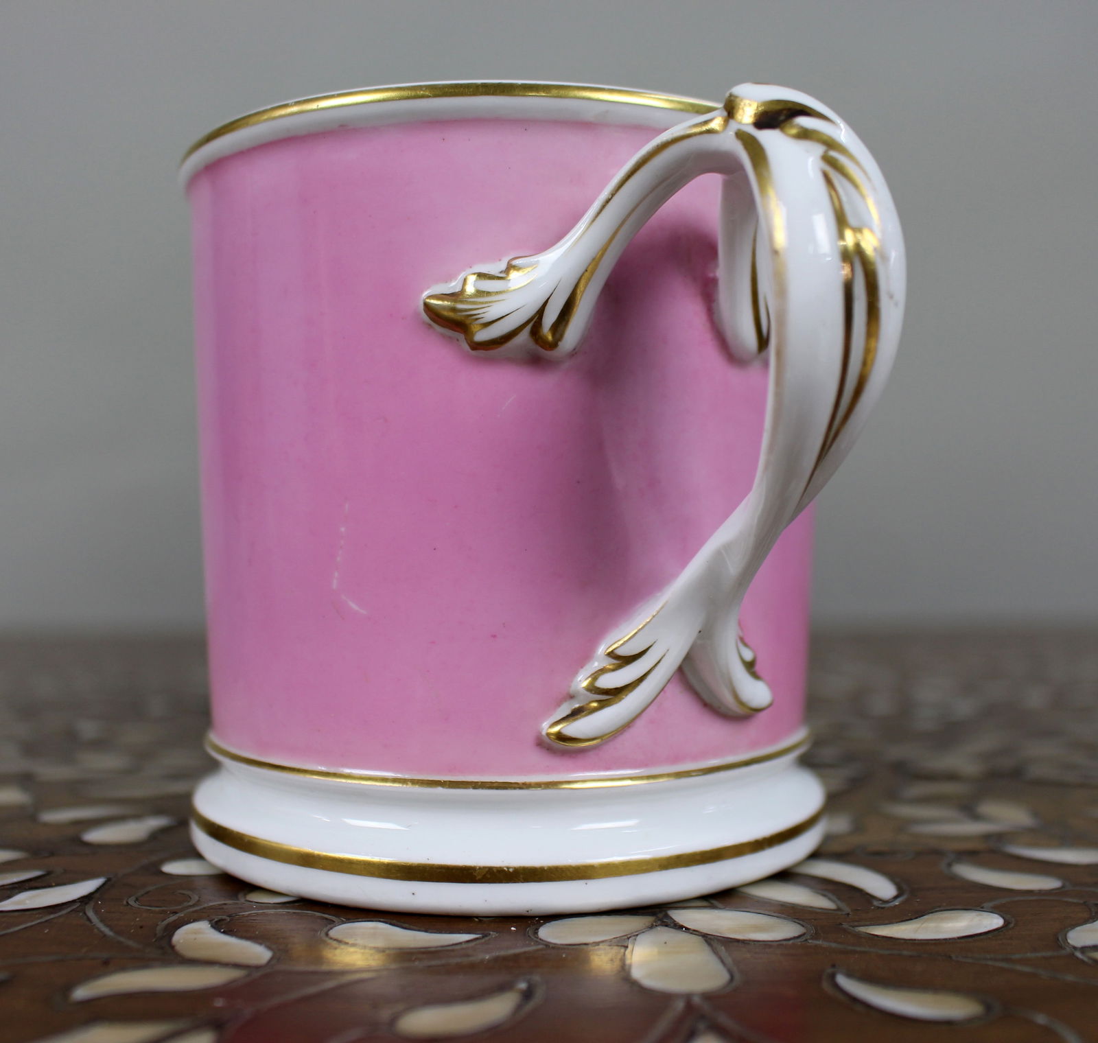 Mid-19th Century Grainger Worcester Porcelain Tankard – Rose Pompadour Ground - 4