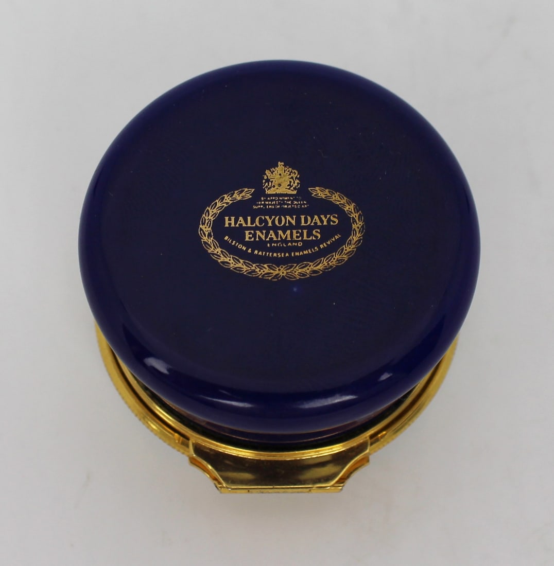 Collection of 3 Vintage Enamel Pill Boxes Halcyon Days - 4