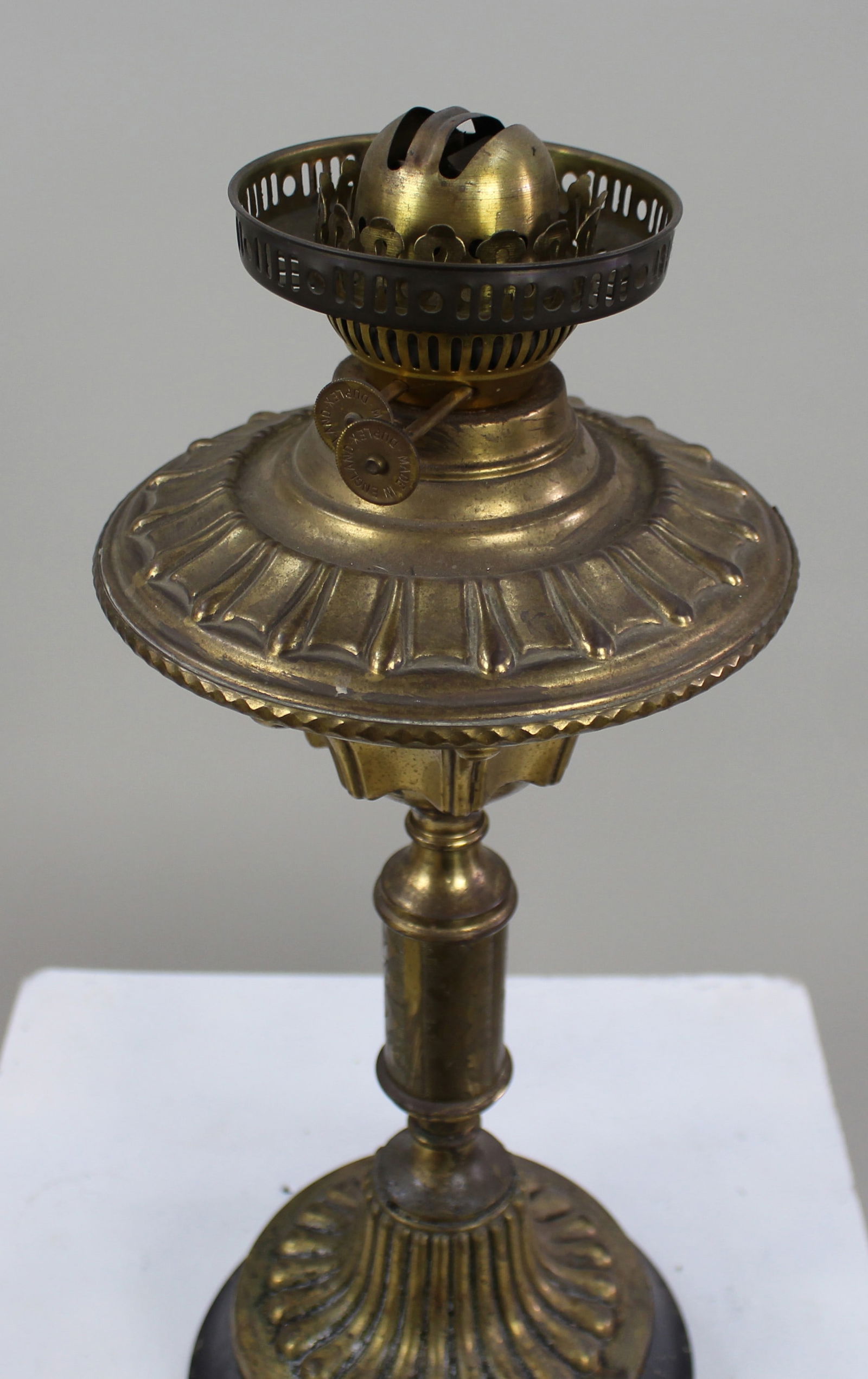Antique Victorian Brass Duplex Oil Lamp Base - 2