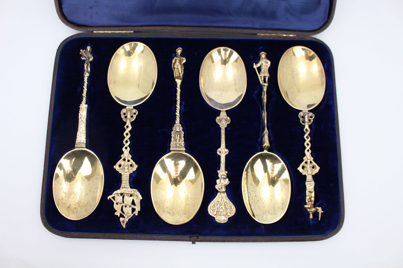 Cased Set of 6 Silver Gilt Spoons - 2