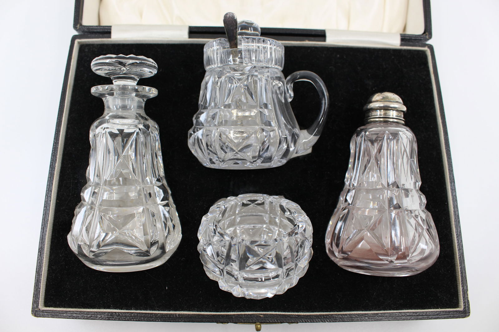 Cased John Walsh Crystal & Silver Cruet Set 1925 - 2
