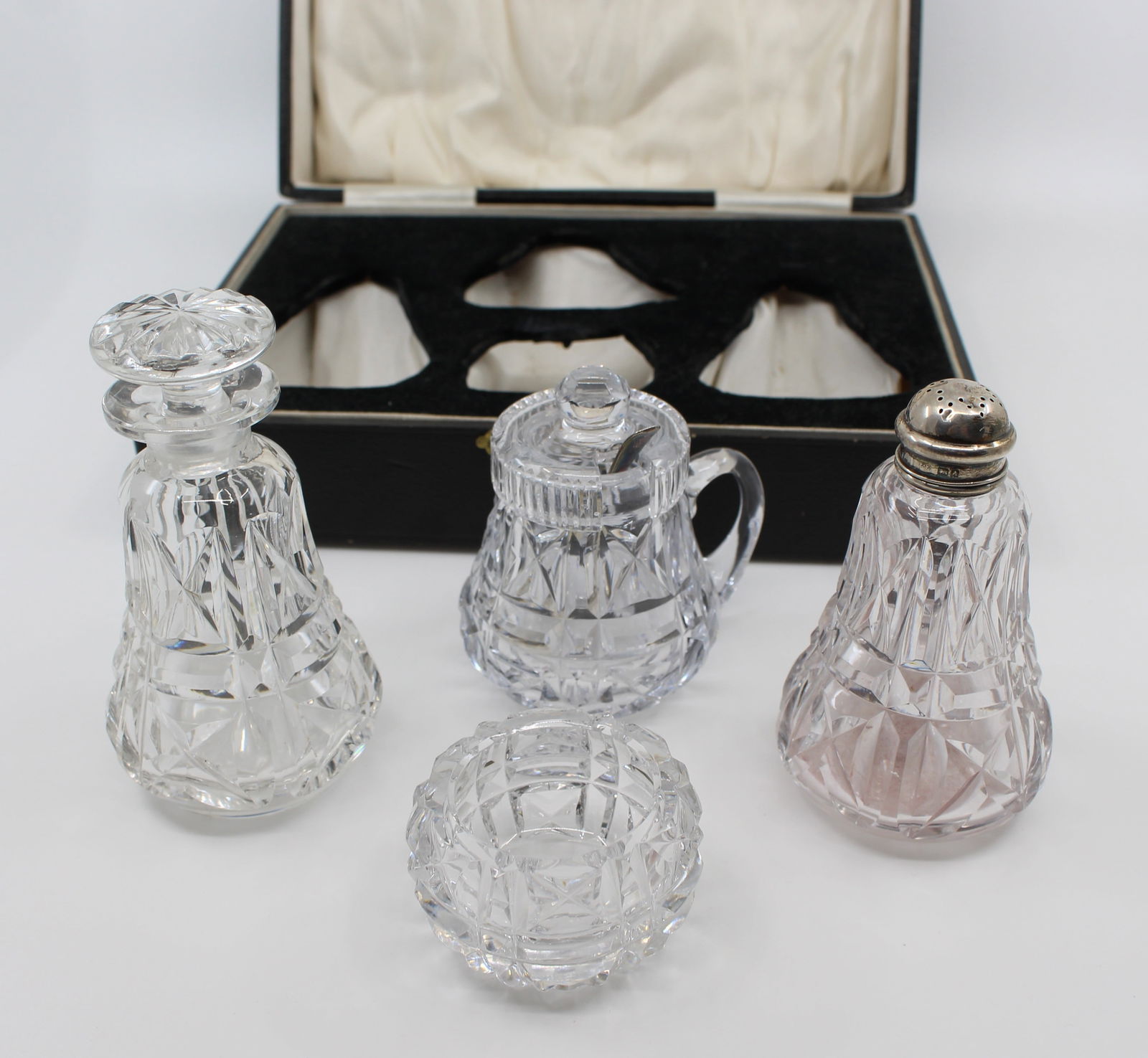 Cased John Walsh Crystal & Silver Cruet Set 1925 - 3