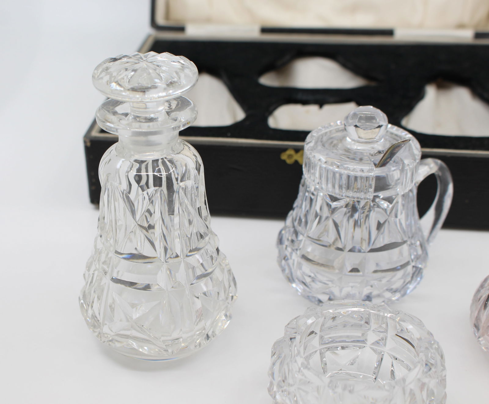Cased John Walsh Crystal & Silver Cruet Set 1925 - 4