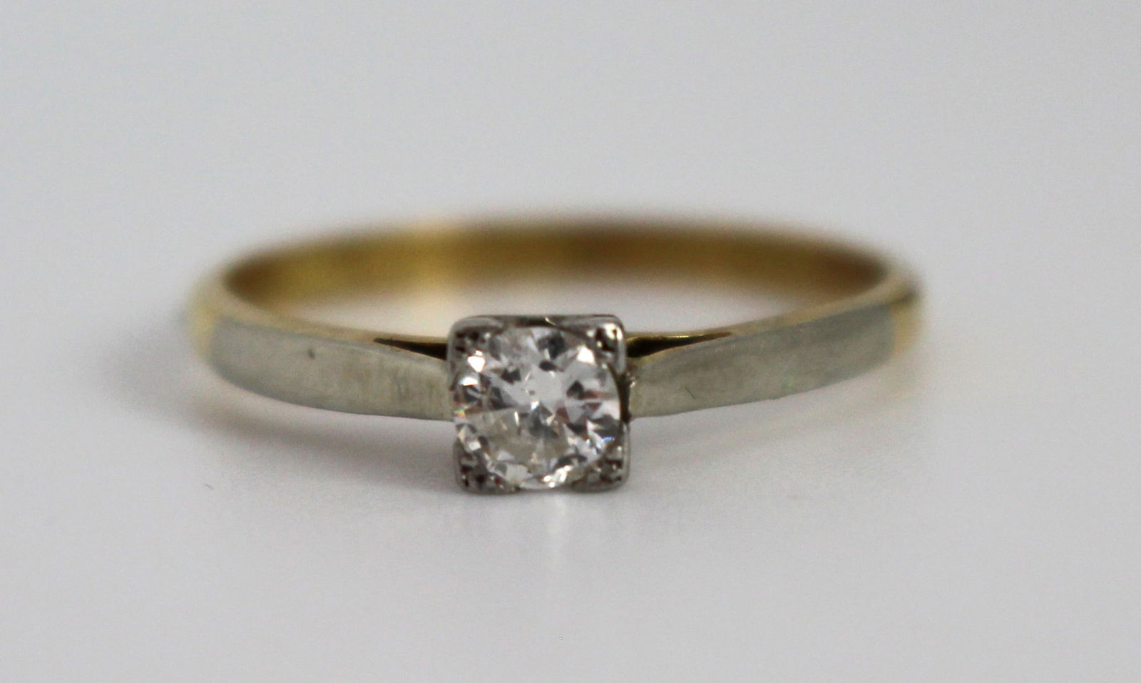 Diamond Solitaire Ring 0.21 Carat (1 of 6)