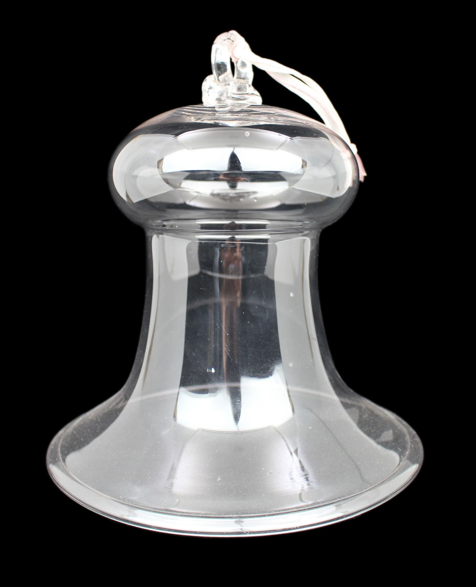 Antique Glass Bell Form Smoke Cover c.1900: Title: Antique Glass Bell Form Smoke Cover c.1900 Description: Antique Glass Bell Form Smoke Cover, c.1900 A good quality antique clear glass smoke cover of bell form, dating to the late 19th