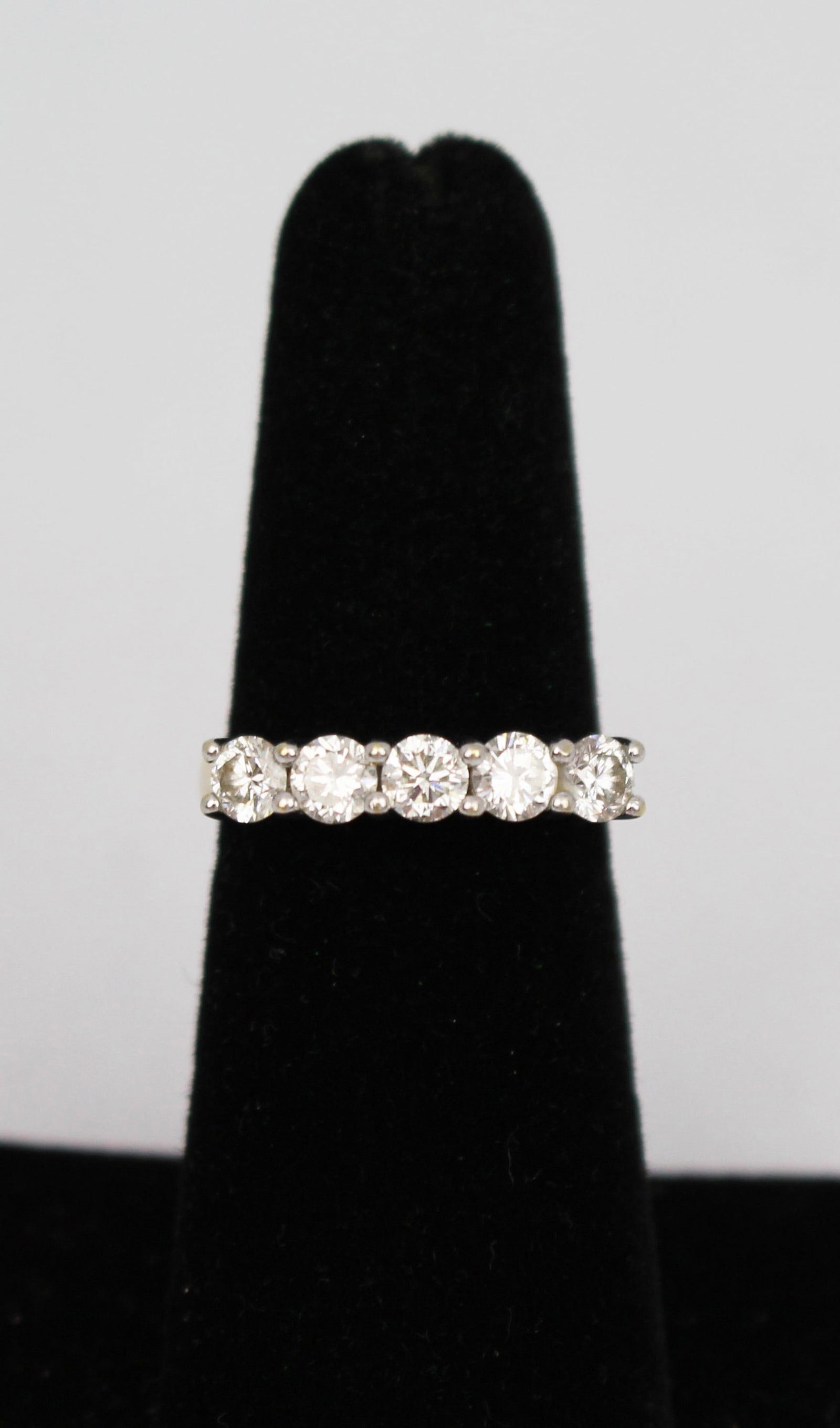 1.02 Carat Diamond Ring - 4