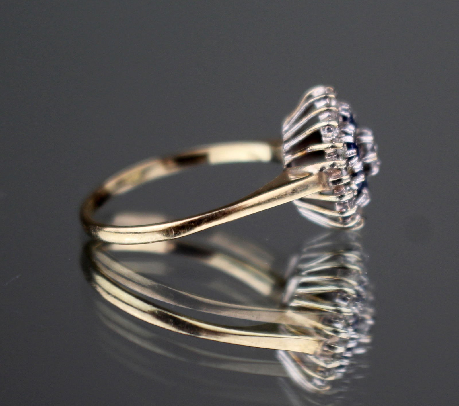 Vintage Sapphire & Diamond 9ct Gold Ring - 2