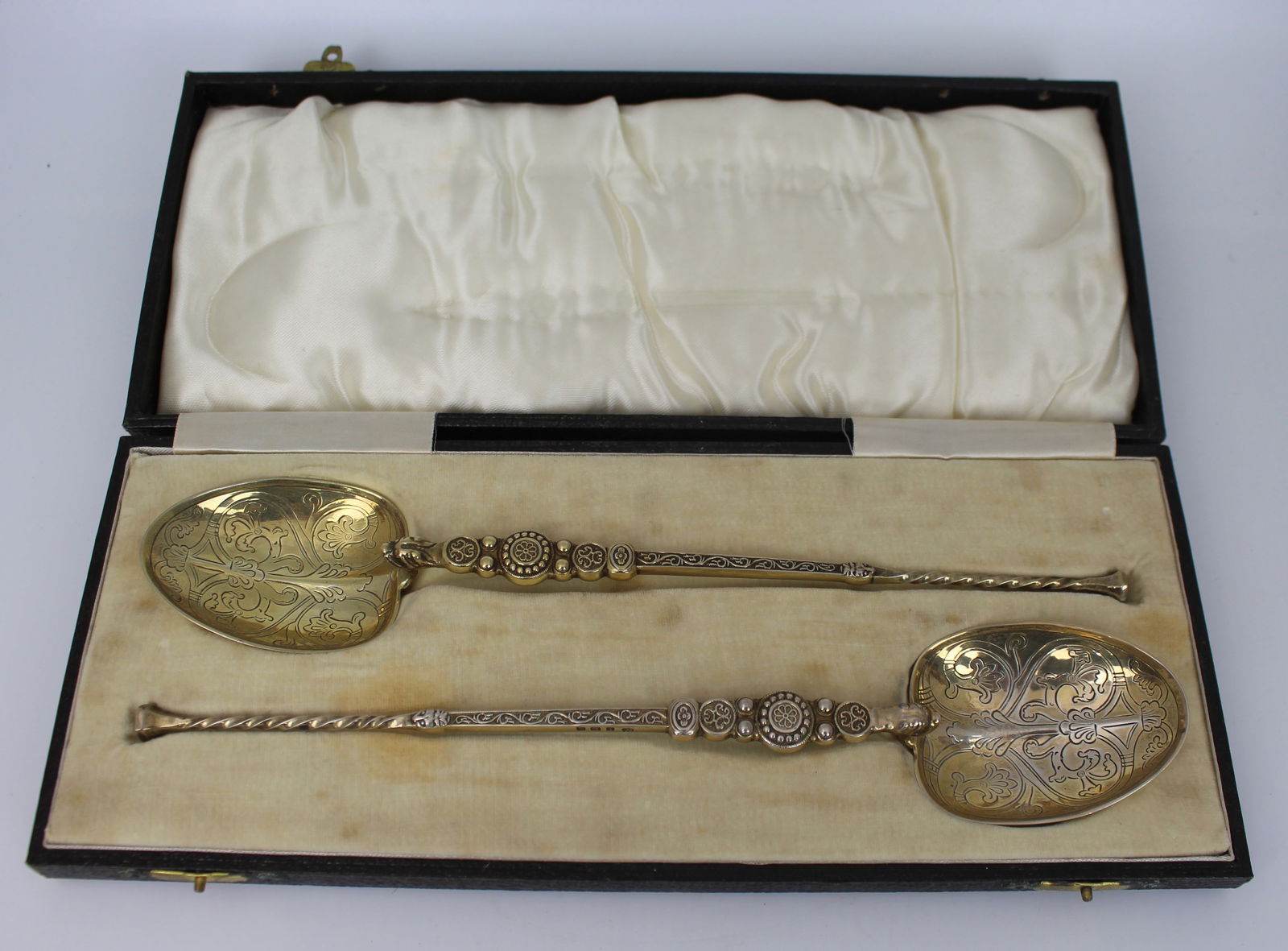 Pair of Cased Silver Gilt Anointing Spoons – Birmingham, 1936 - 7