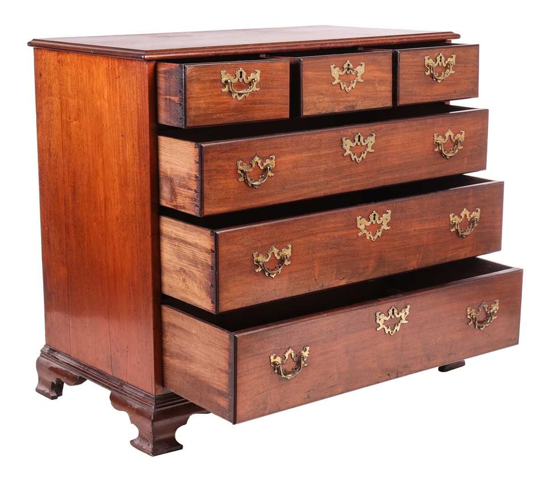 Antique 18th c. George III Mahogany Dumfries House Chest of Drawers - 13