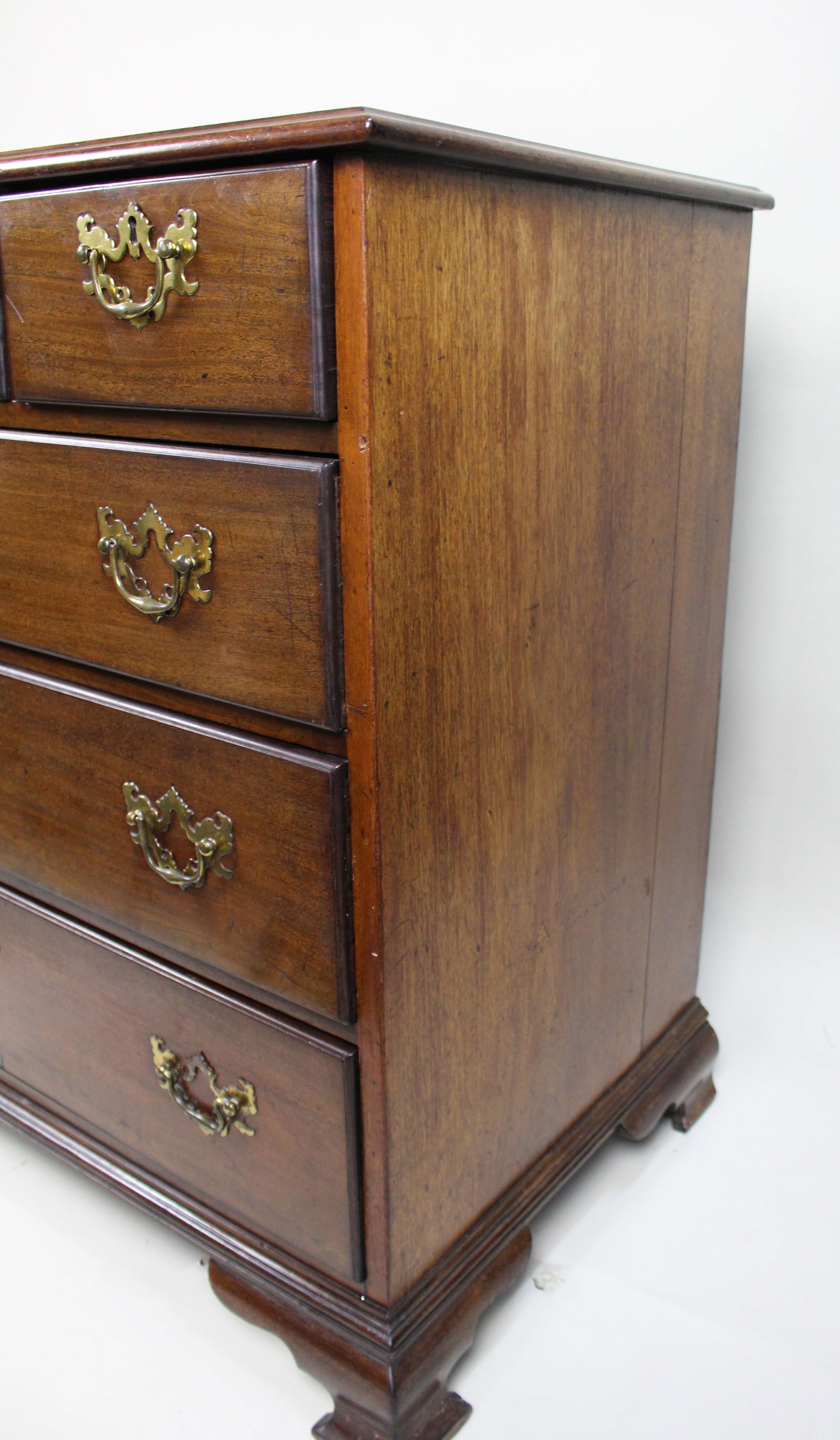 Antique 18th c. George III Mahogany Dumfries House Chest of Drawers - 7