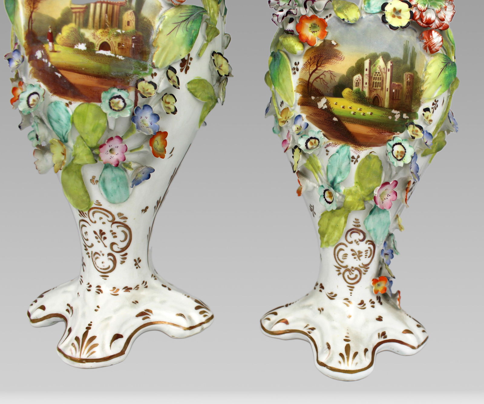 Garniture of Three English Flower-Encrusted Porcelain Vases, c.1850 (probably Samuel Alcock & Co.... - 15