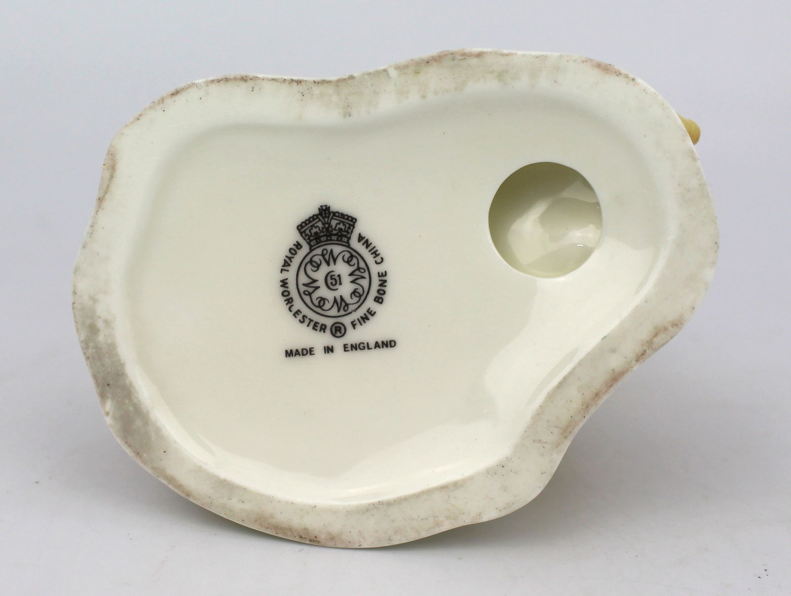 Royal Worcester Figurine Snowy - 3