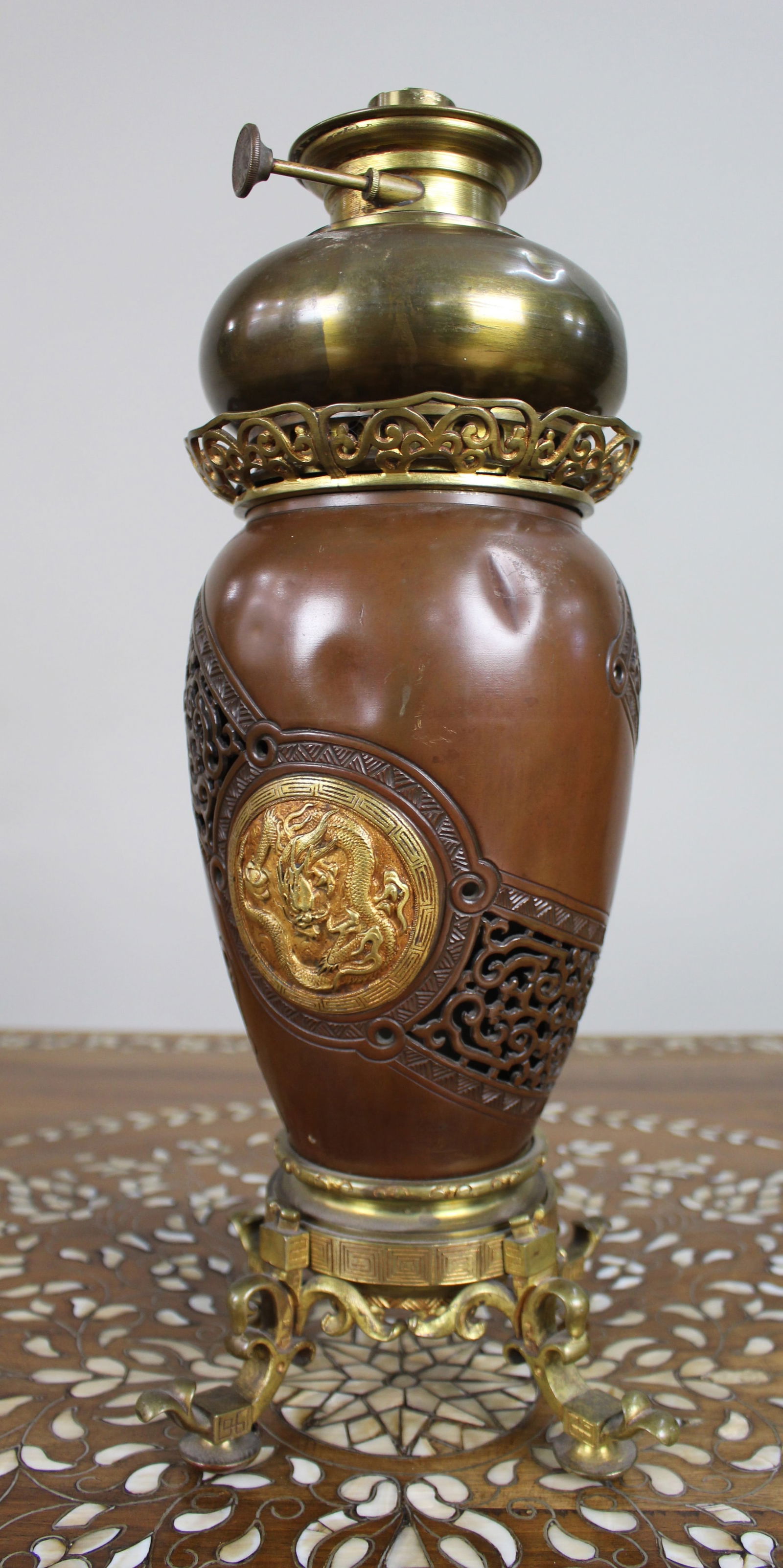 Meiji Period Japanese Bronze Oil Lamp c.1900 - 4