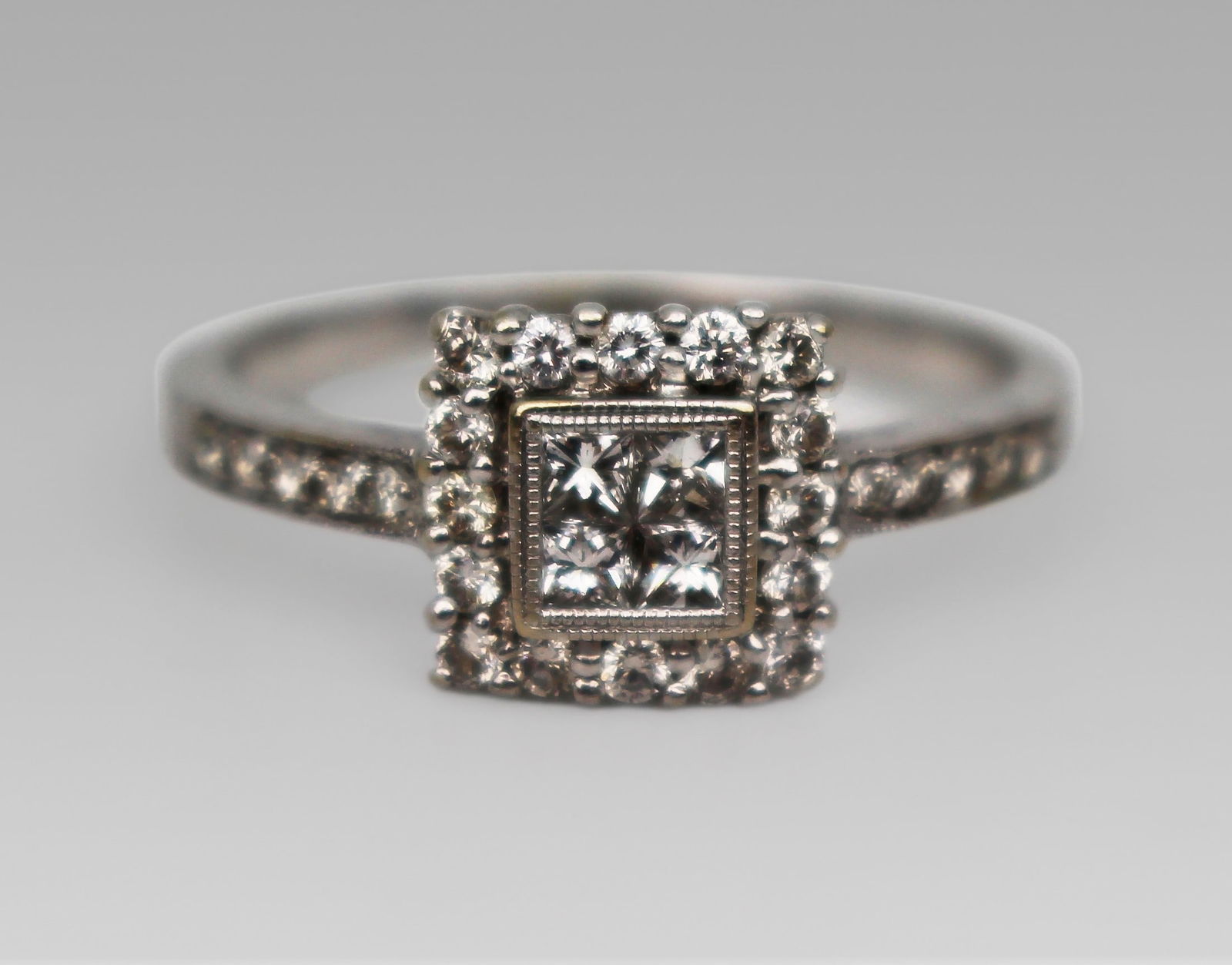 Diamond 18ct White Gold Ring 0.70 carat - 3