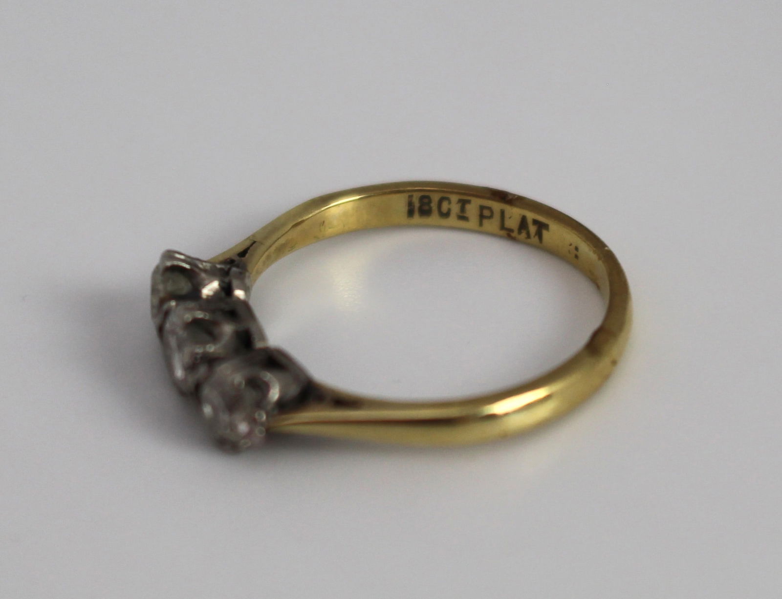 Antique Diamond Three-Stone Ring – 18ct Yellow Gold & Platinum c.1930 - 3