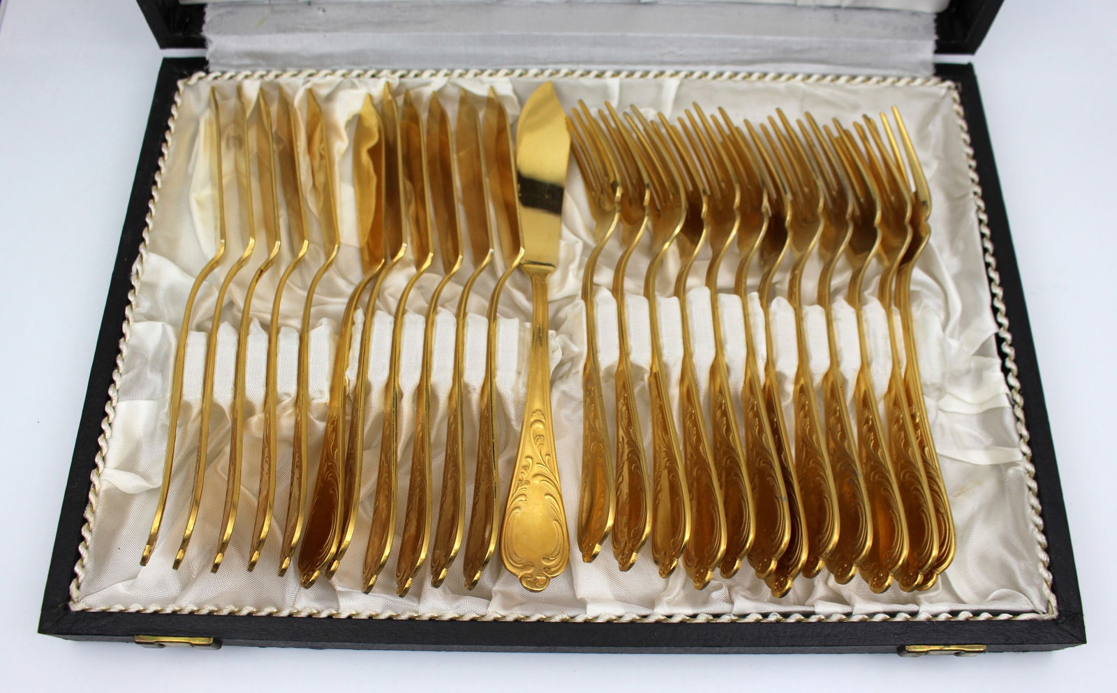 Vintage German Solingen Gold-Plated 12 Place Fish Flatware Canteen - 2