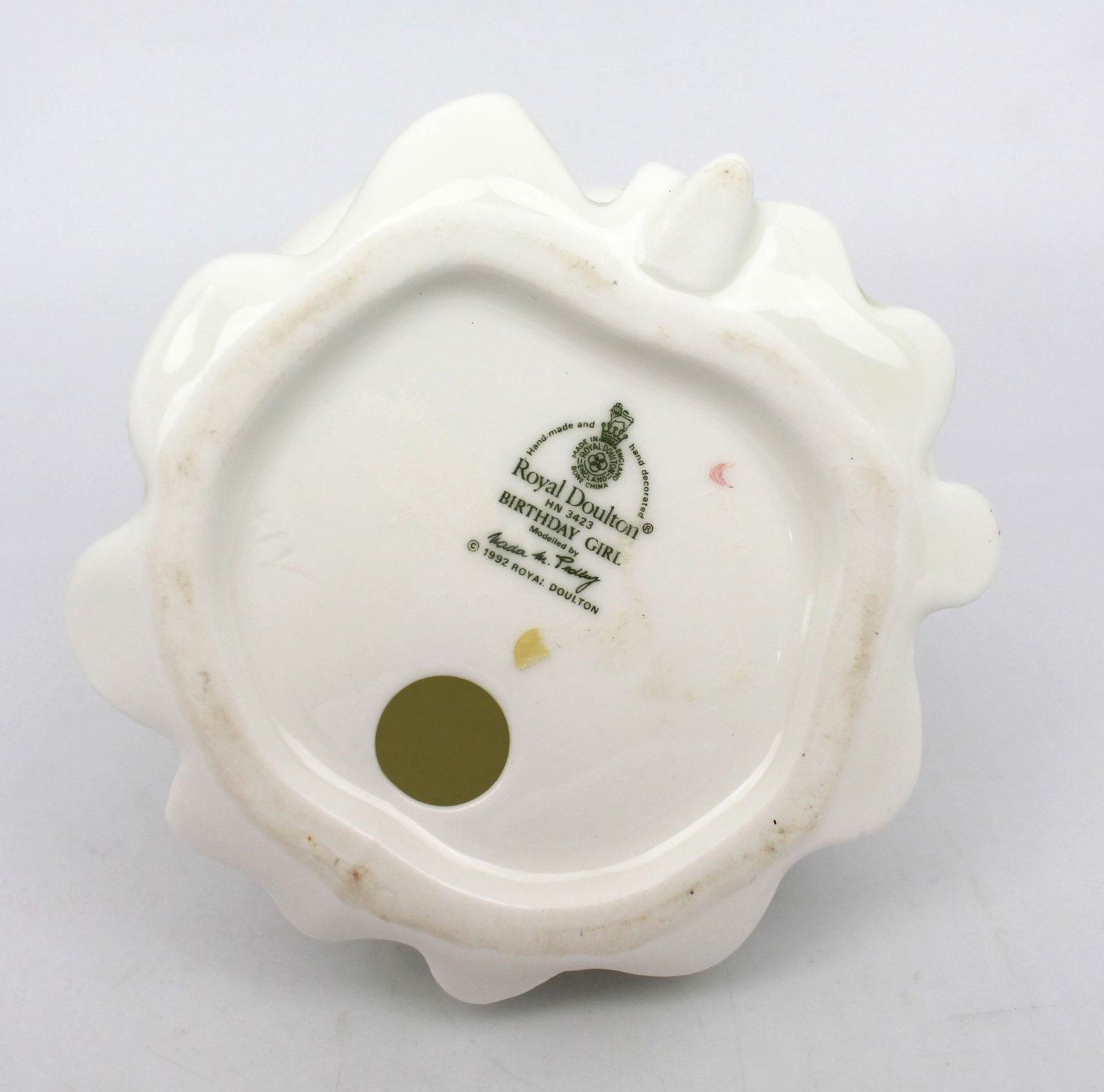 Royal Doulton Figurine Birthday Girl HN 3423 - 3