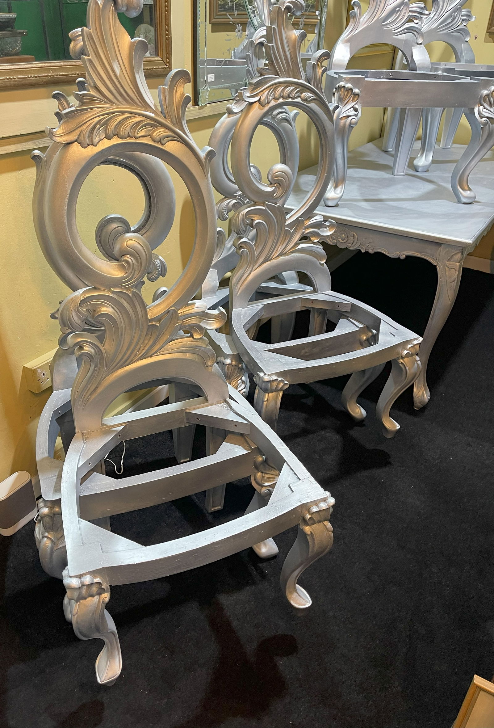 Harrison & Gil Styled Dining Table & 6 Chairs - 11