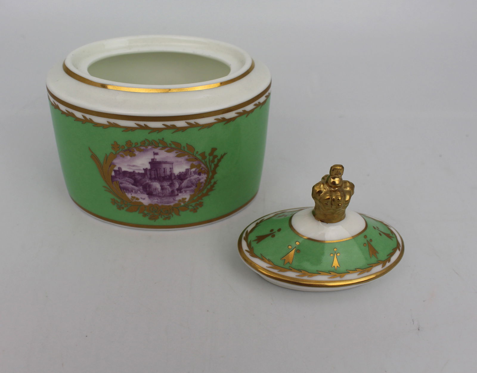 Royal Collection Windsor Castle Lidded Pot - 5