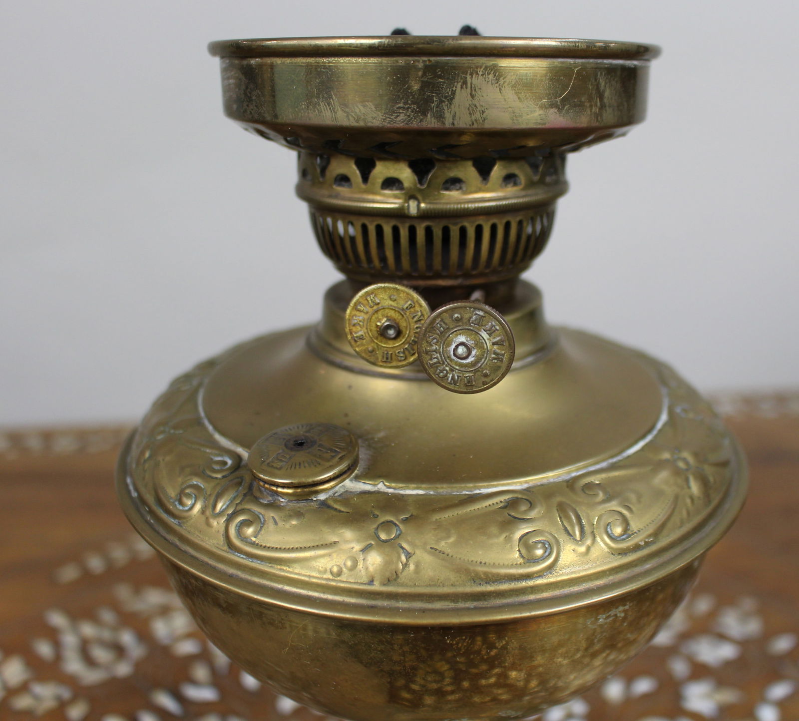 Antique English Brass Oil Lamp – Union Metal Works, c.1910 - 5