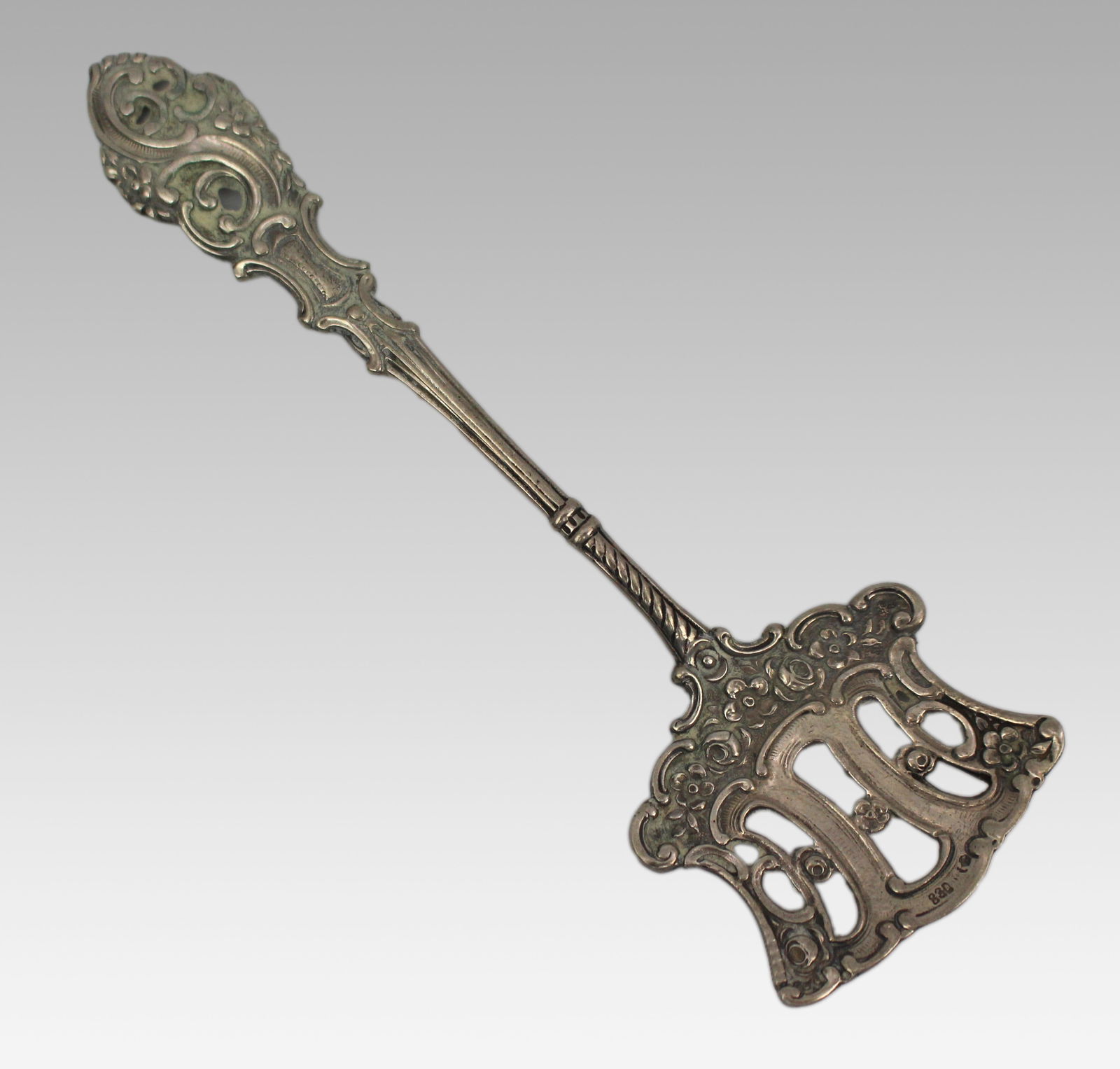 Antique Continental 830 Silver Pierced Pastry Server c.1890 - 2