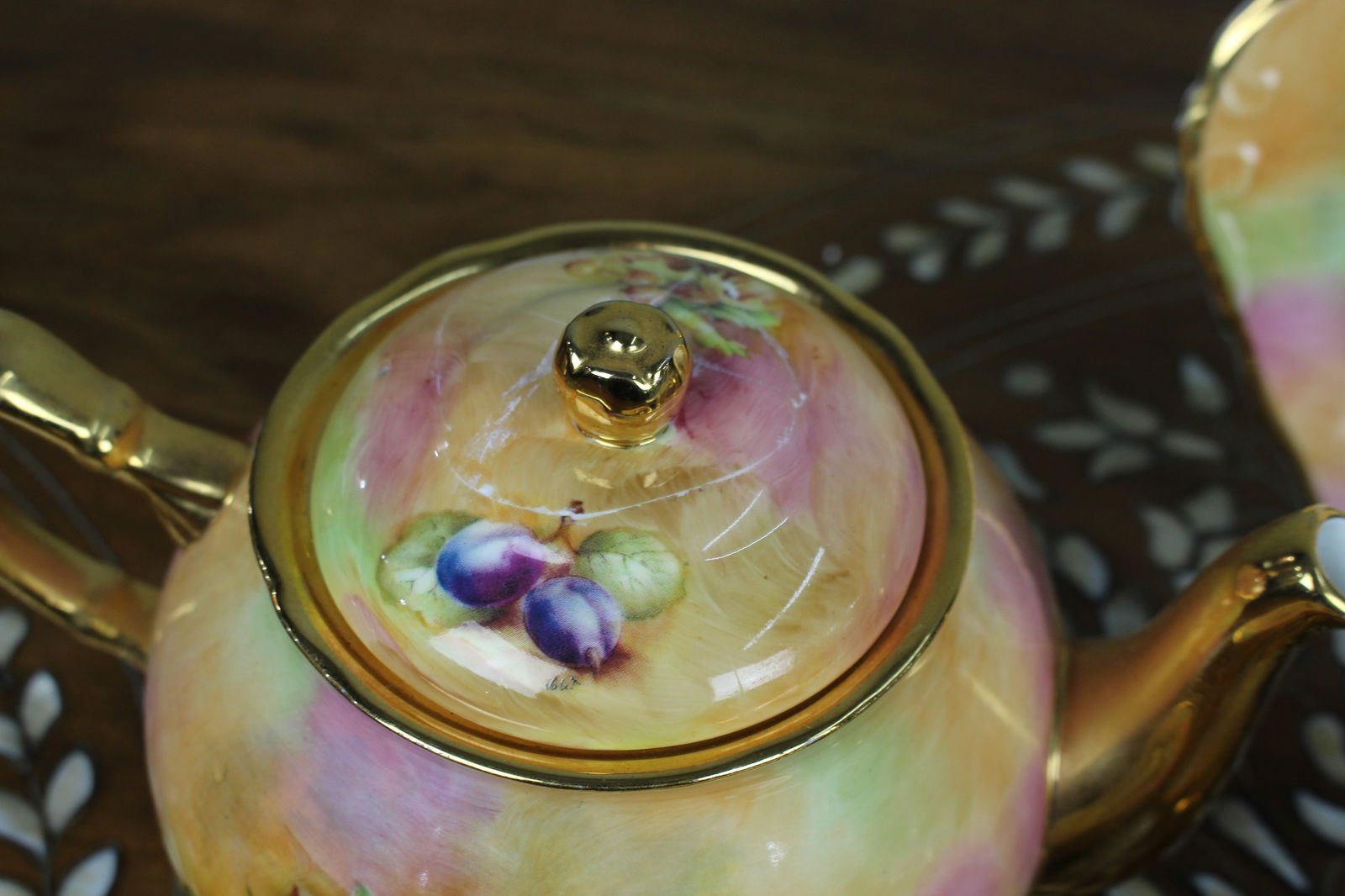 Claytonsdale Hand-Decorated Tea Service with Fruit Decoration - 4