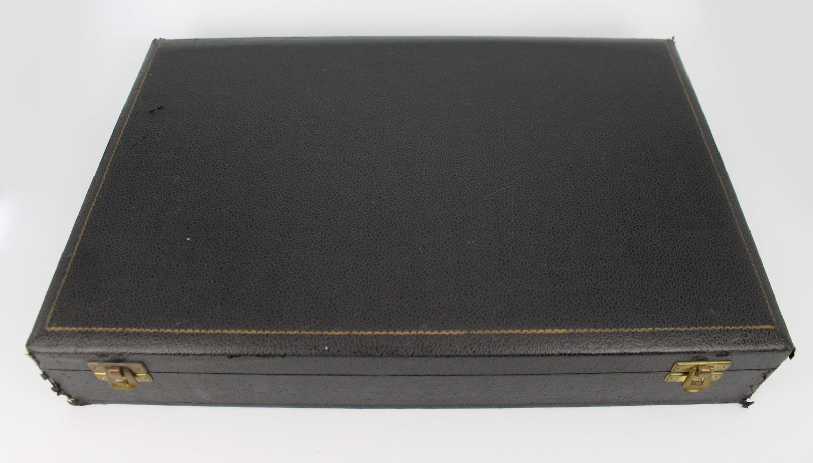 Cased Sterling Silver Vanity Set by Charles S. Green, Birmingham 1947 - 10