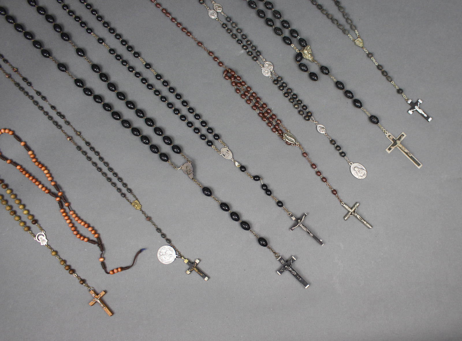 Collection of 10 Vintage Catholic Rosaries - 3
