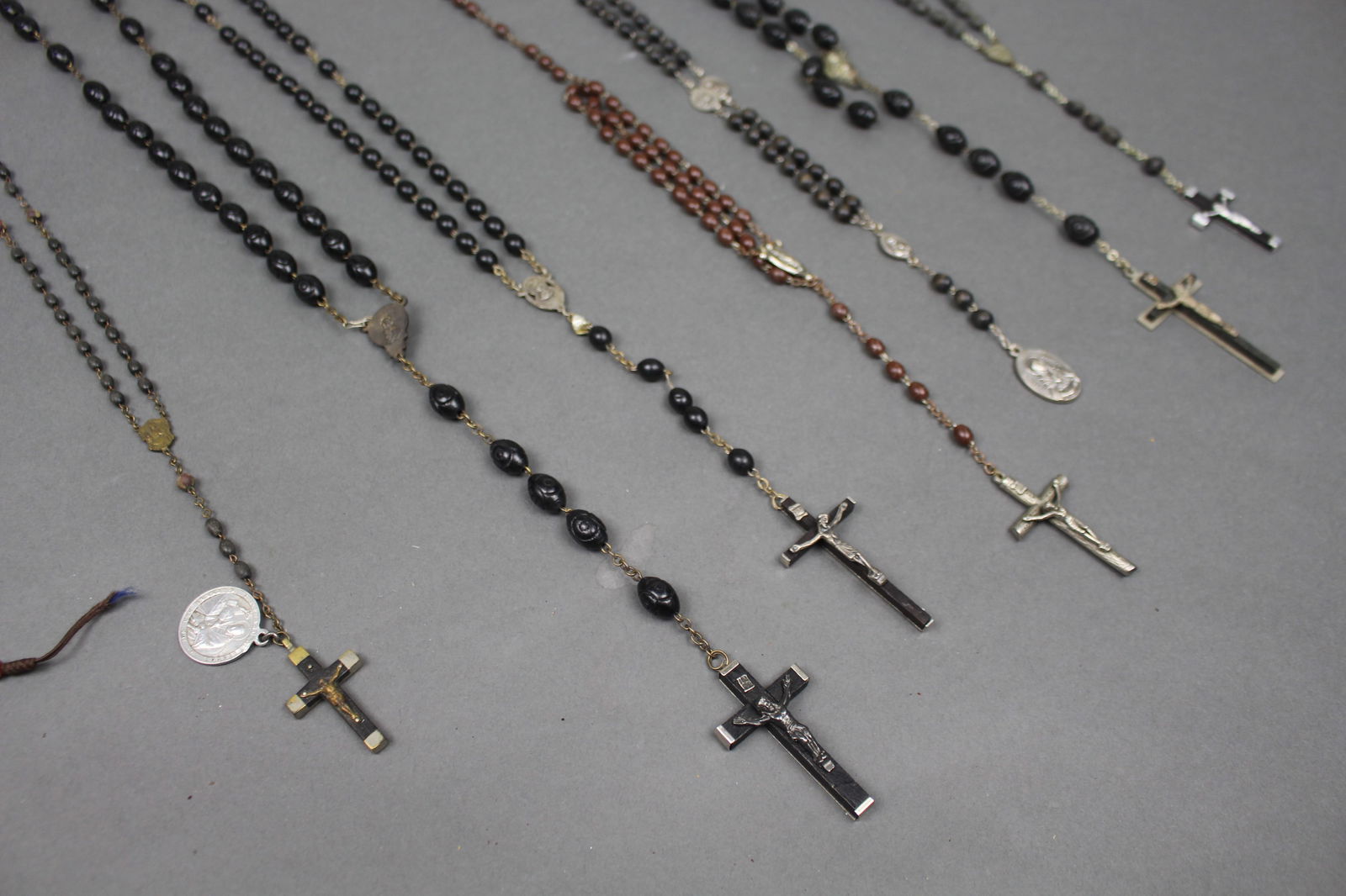 Collection of 10 Vintage Catholic Rosaries - 5