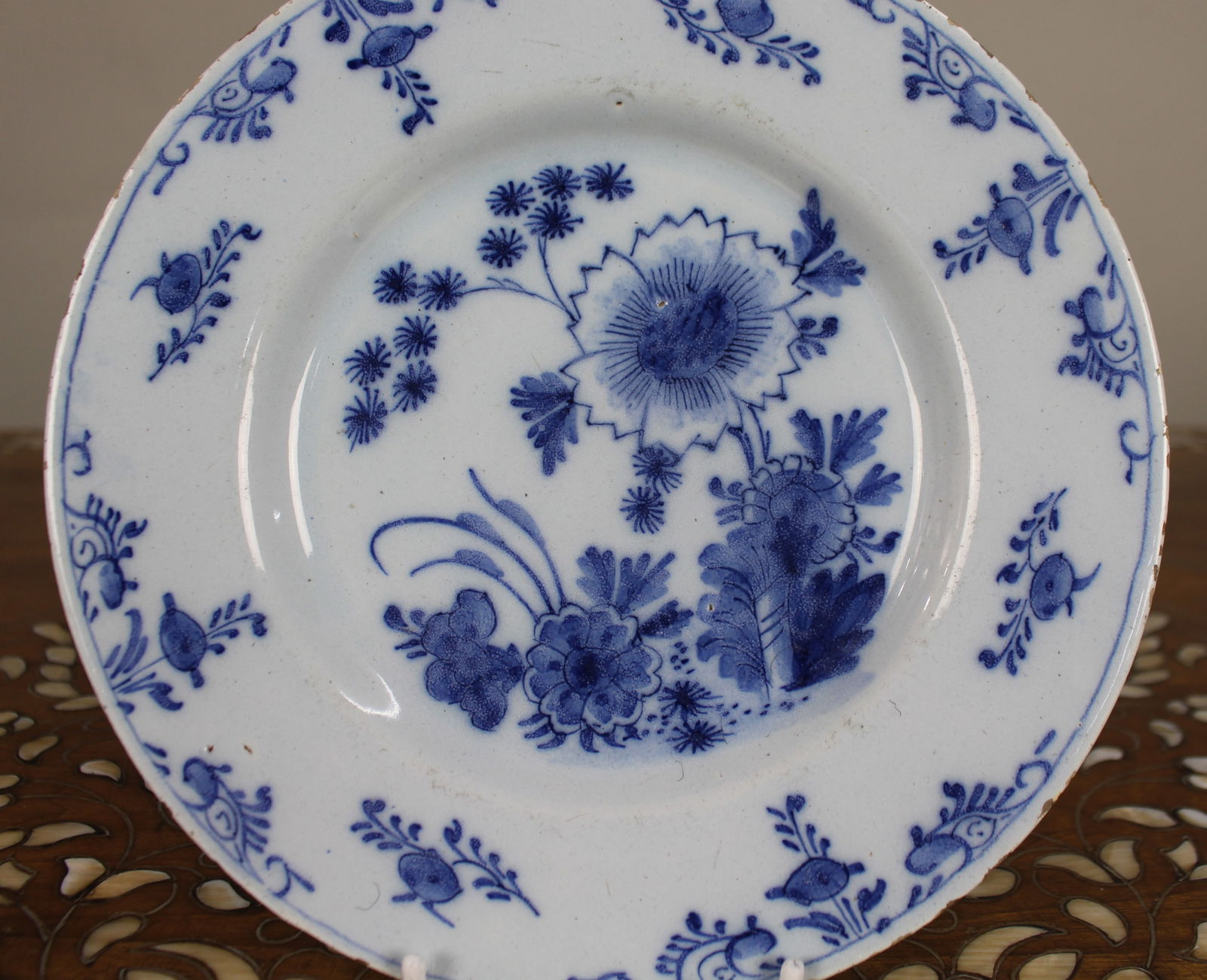 18th Century Delft Blue and White Floral Plate, c.1770 - 3