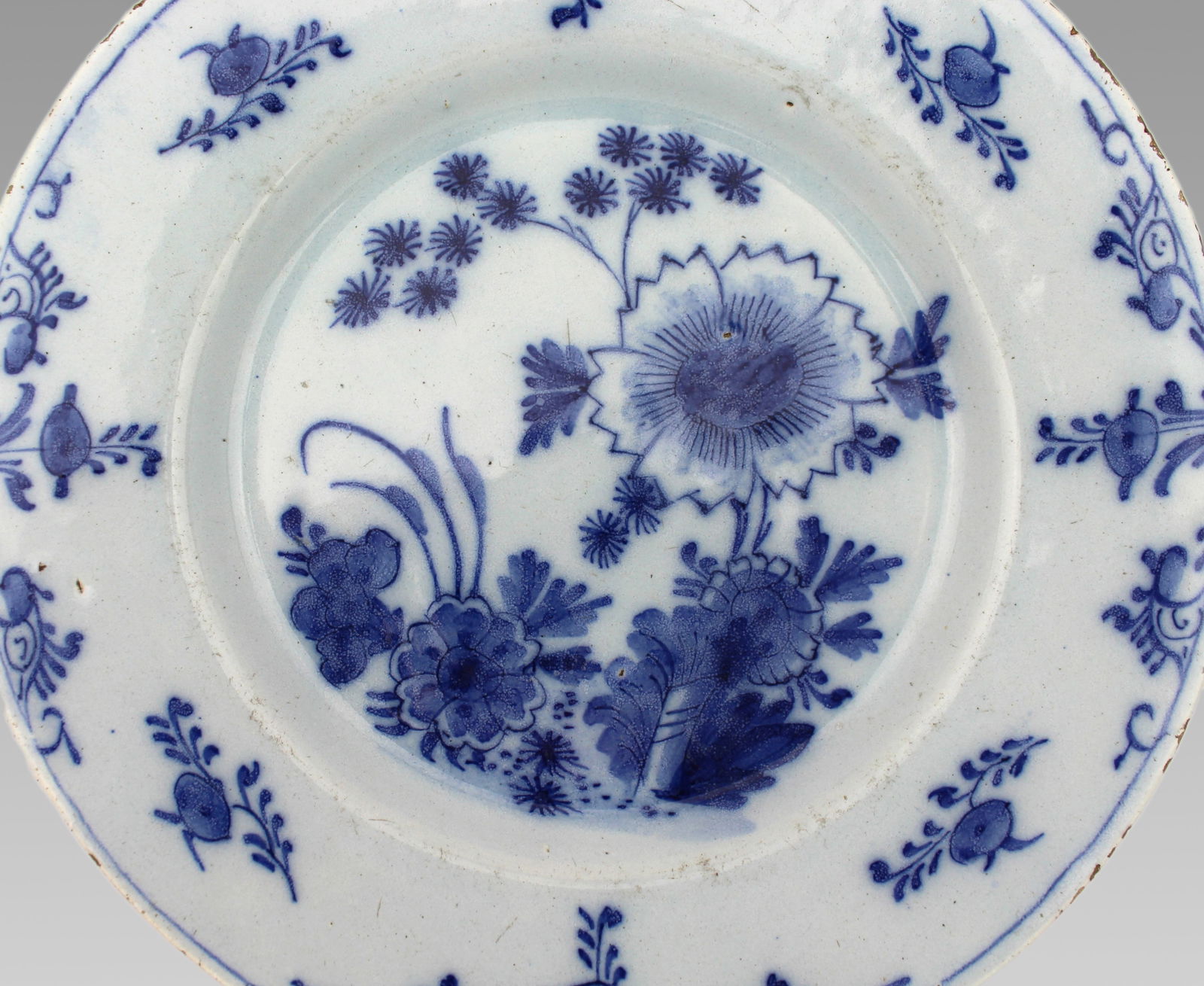 18th Century Delft Blue and White Floral Plate, c.1770 - 7