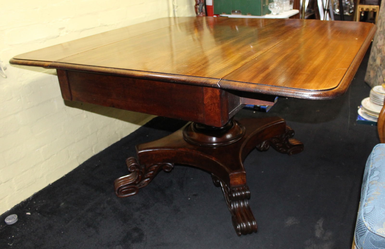 Antique William IV Mahogany Drop-Leaf Centre Table - 6