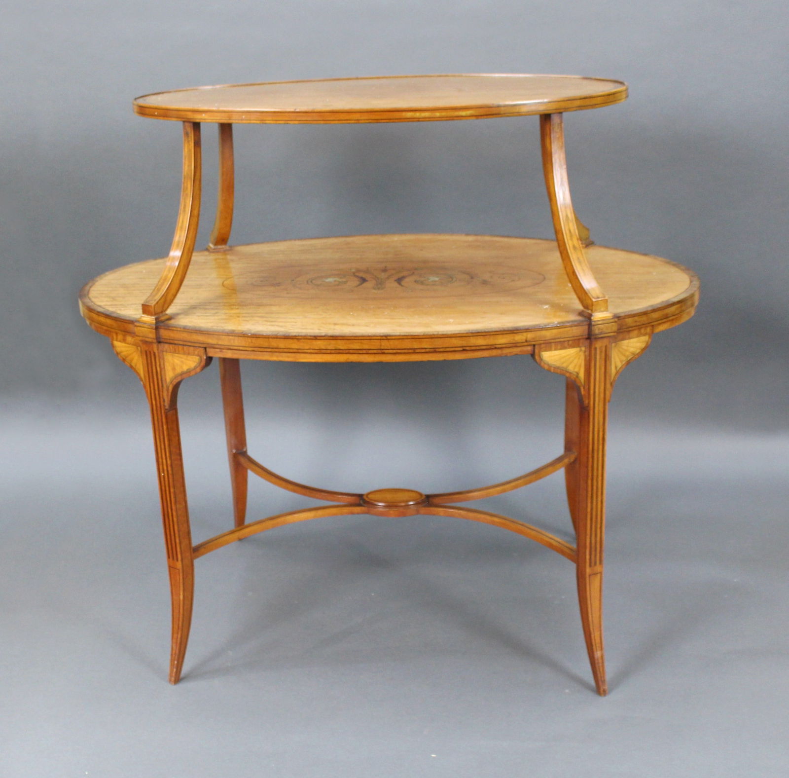 Late Victorian Two Tier Sheraton Revival Satinwood Étagère Table c.1890 - 2